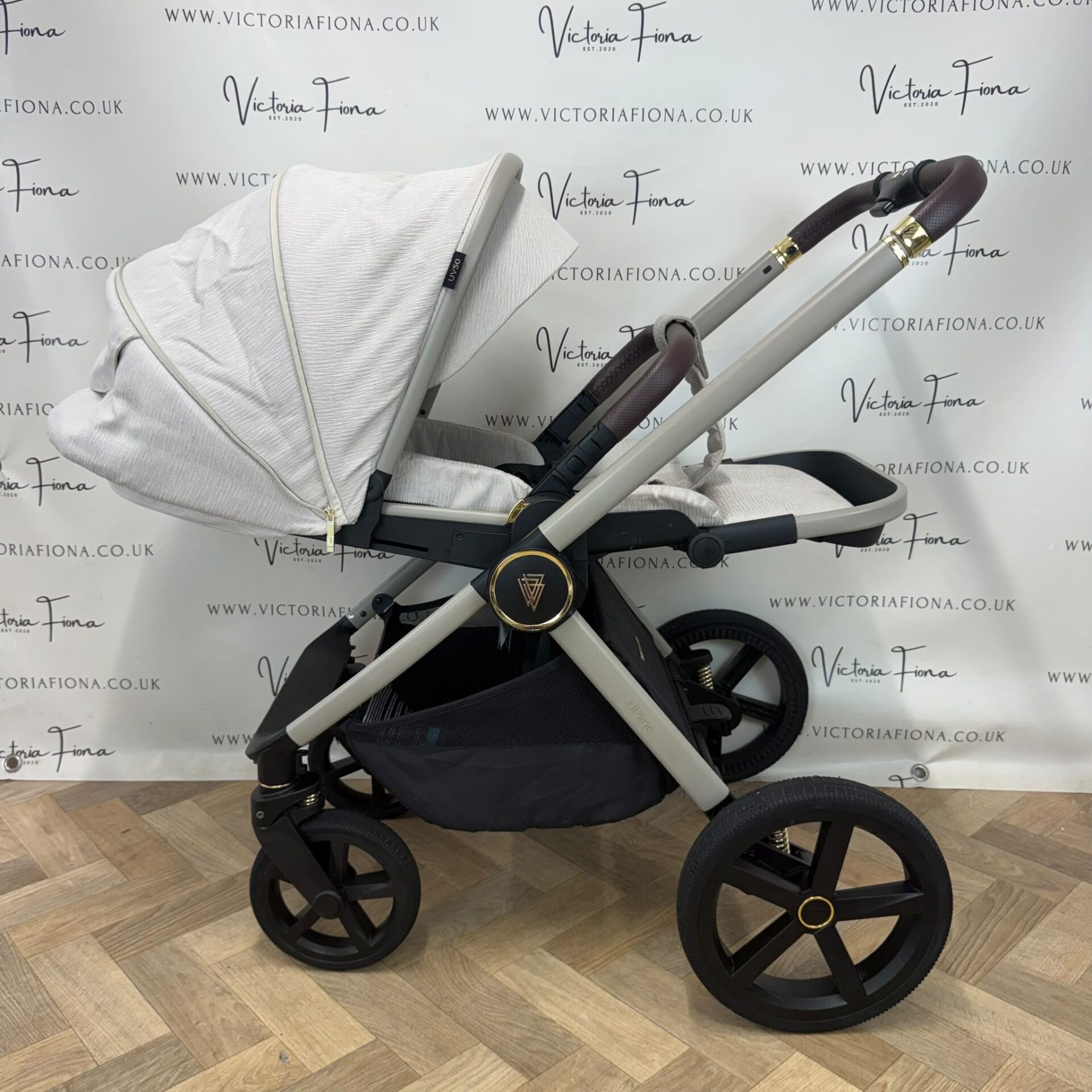 PRELOVED Venicci Tinum Upline Carrycot & Pushchair - Stone - Image 8