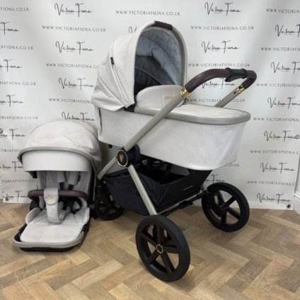 PRELOVED Venicci Tinum Upline Carrycot & Pushchair - Stone
