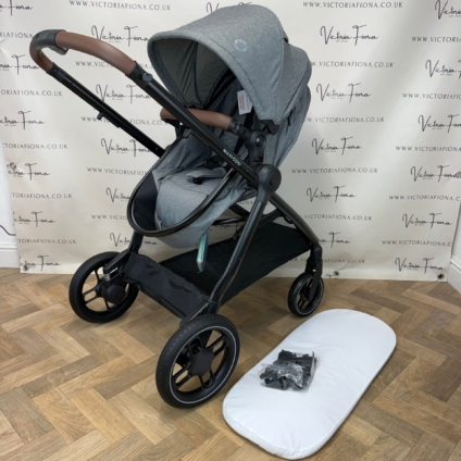 NEW Maxi Cosi Zelia S 2-in-1 Carrycot & Pushchair - Grey