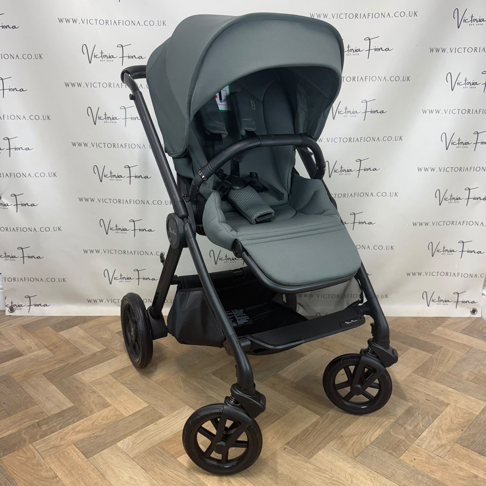 EX DISPLAY Silver Cross Reef 2 Carrycot & Pushchair - Pewter - Image 9