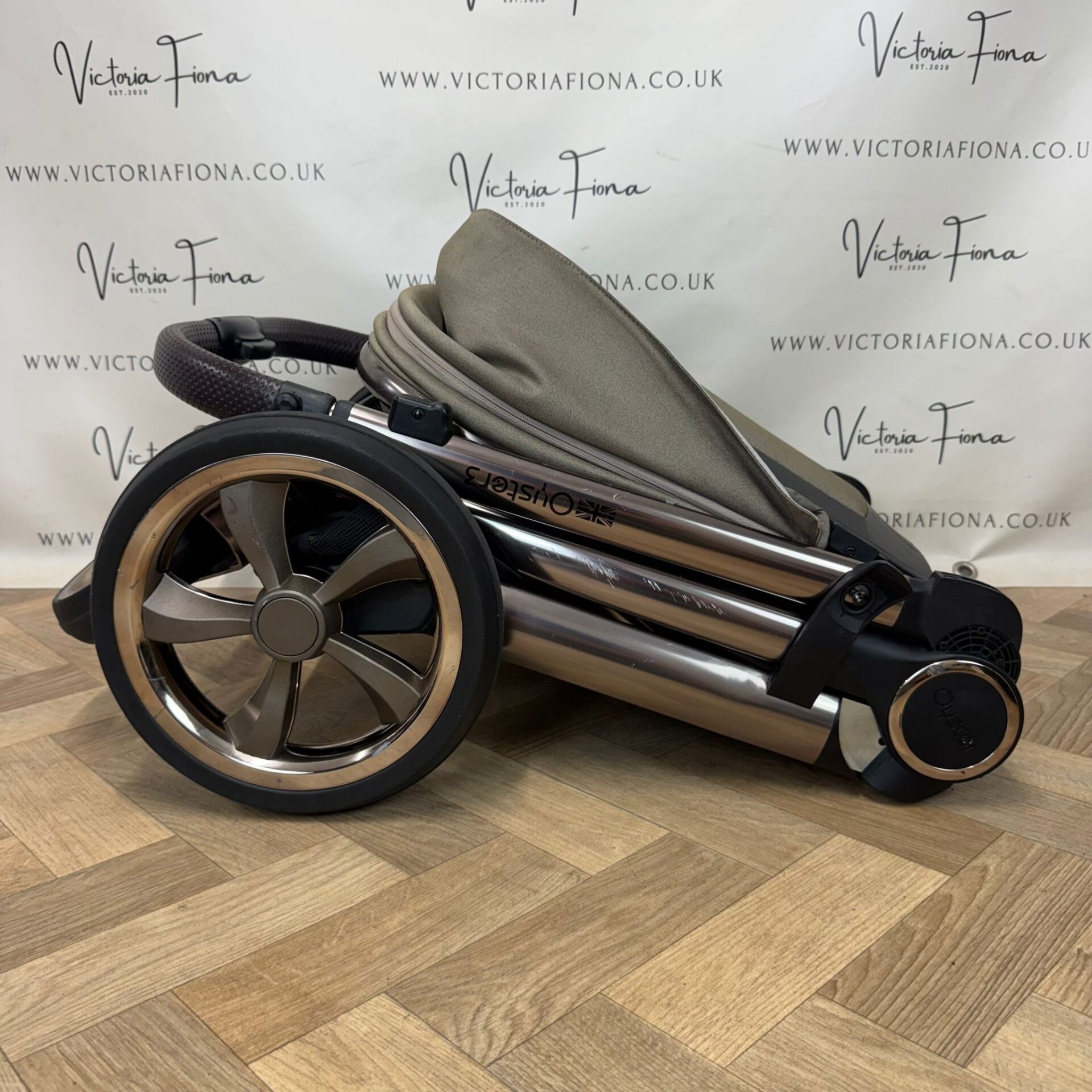 PRELOVED Babystyle Oyster 3 Pushchair & Carrycot with Car Seat & Isofix - Mink π€ - Image 10