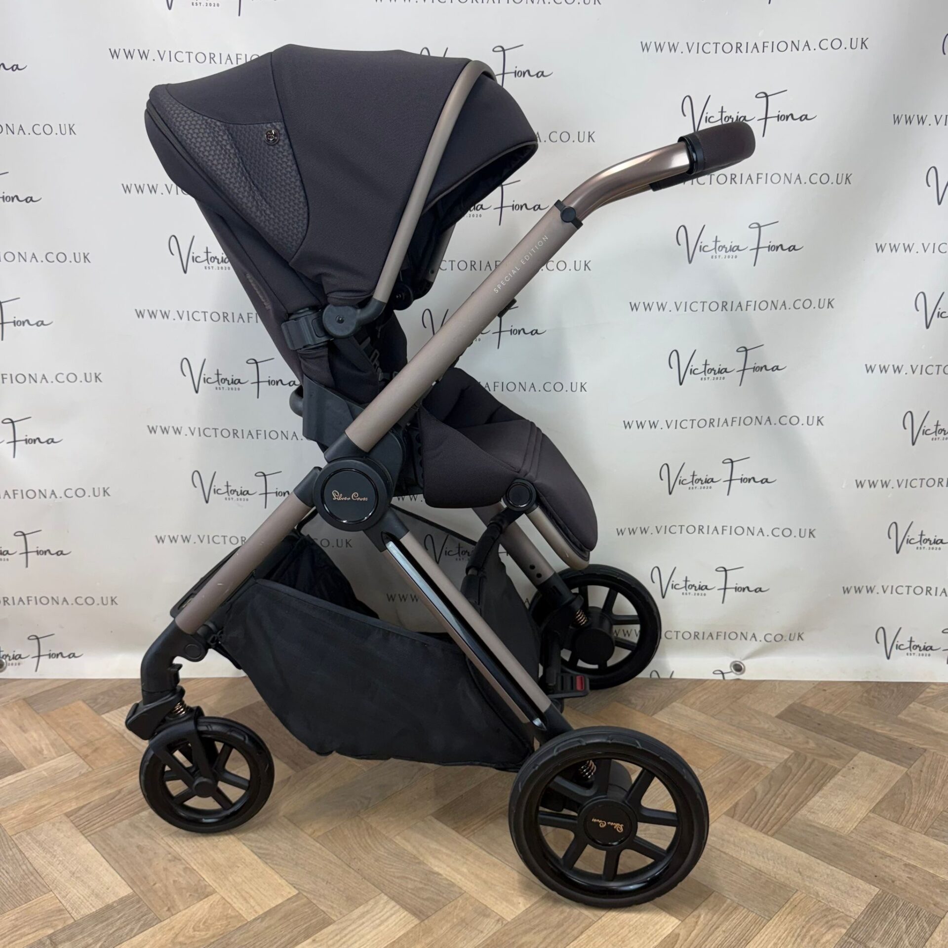 PRELOVED Silver Cross Reef 2 Carrycot & Pushchair - Ganache ✨ - Image 7