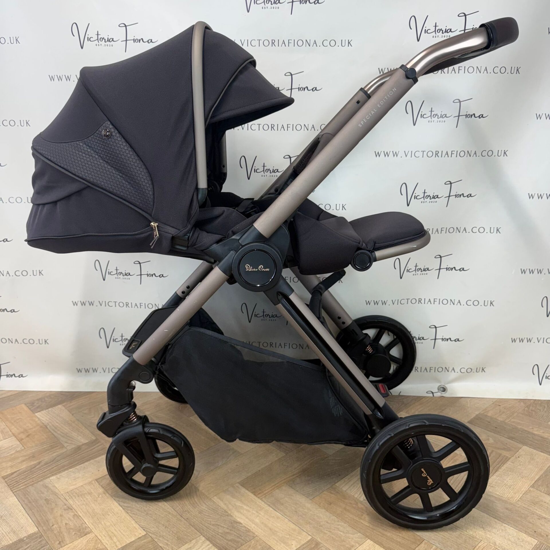 PRELOVED Silver Cross Reef 2 Carrycot & Pushchair - Ganache ✨ - Image 8