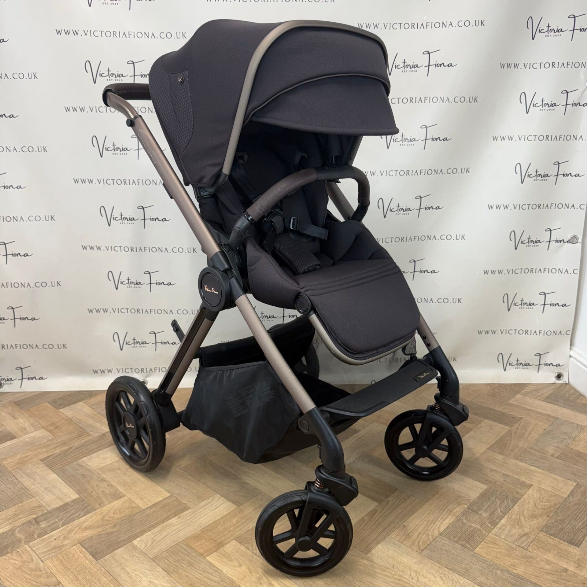 PRELOVED Silver Cross Reef 2 Carrycot & Pushchair - Ganache ✨ - Image 9