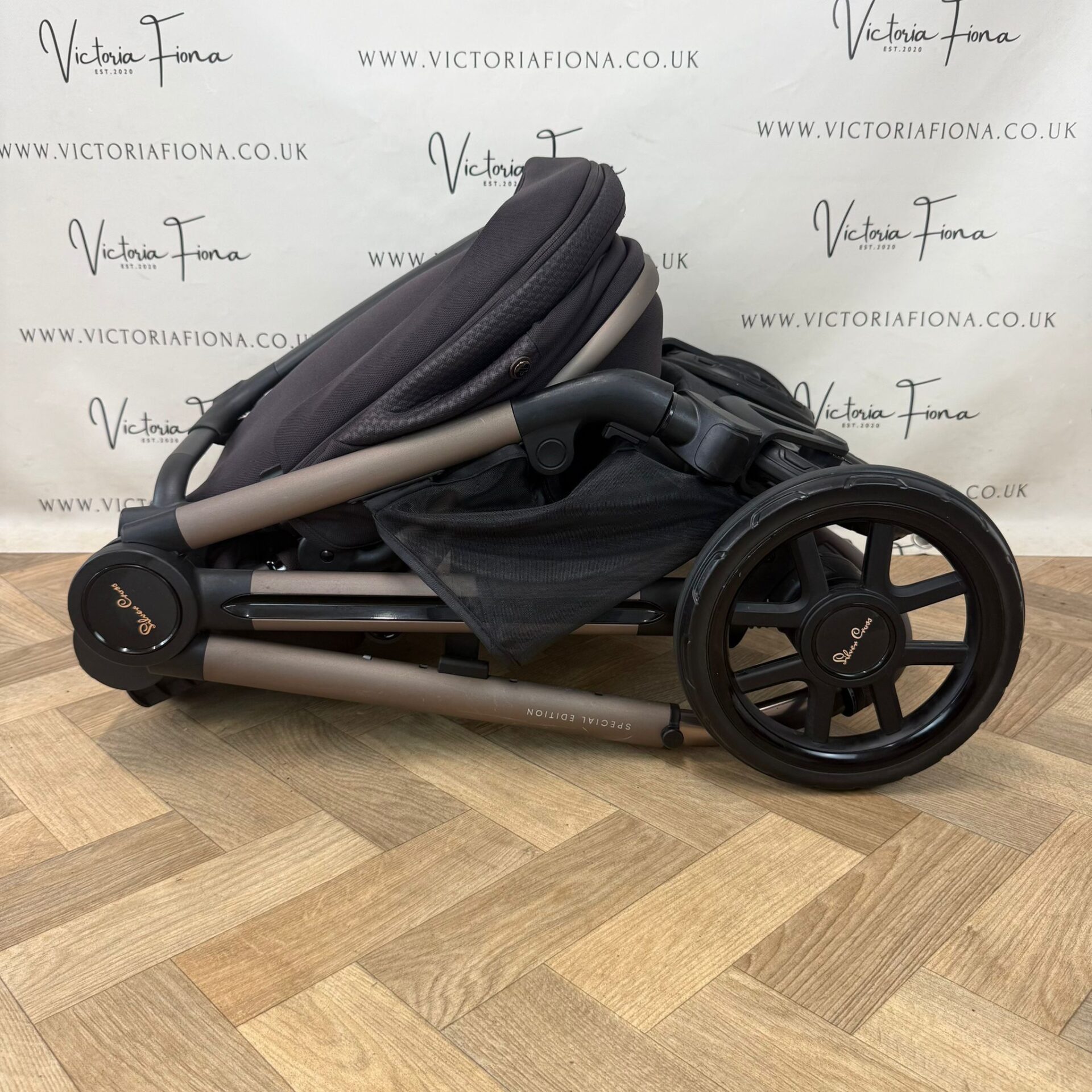 PRELOVED Silver Cross Reef 2 Carrycot & Pushchair - Ganache ✨ - Image 10