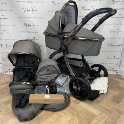 PRELOVED Egg 2 Pushchair & Carrycot - Hunter Green
