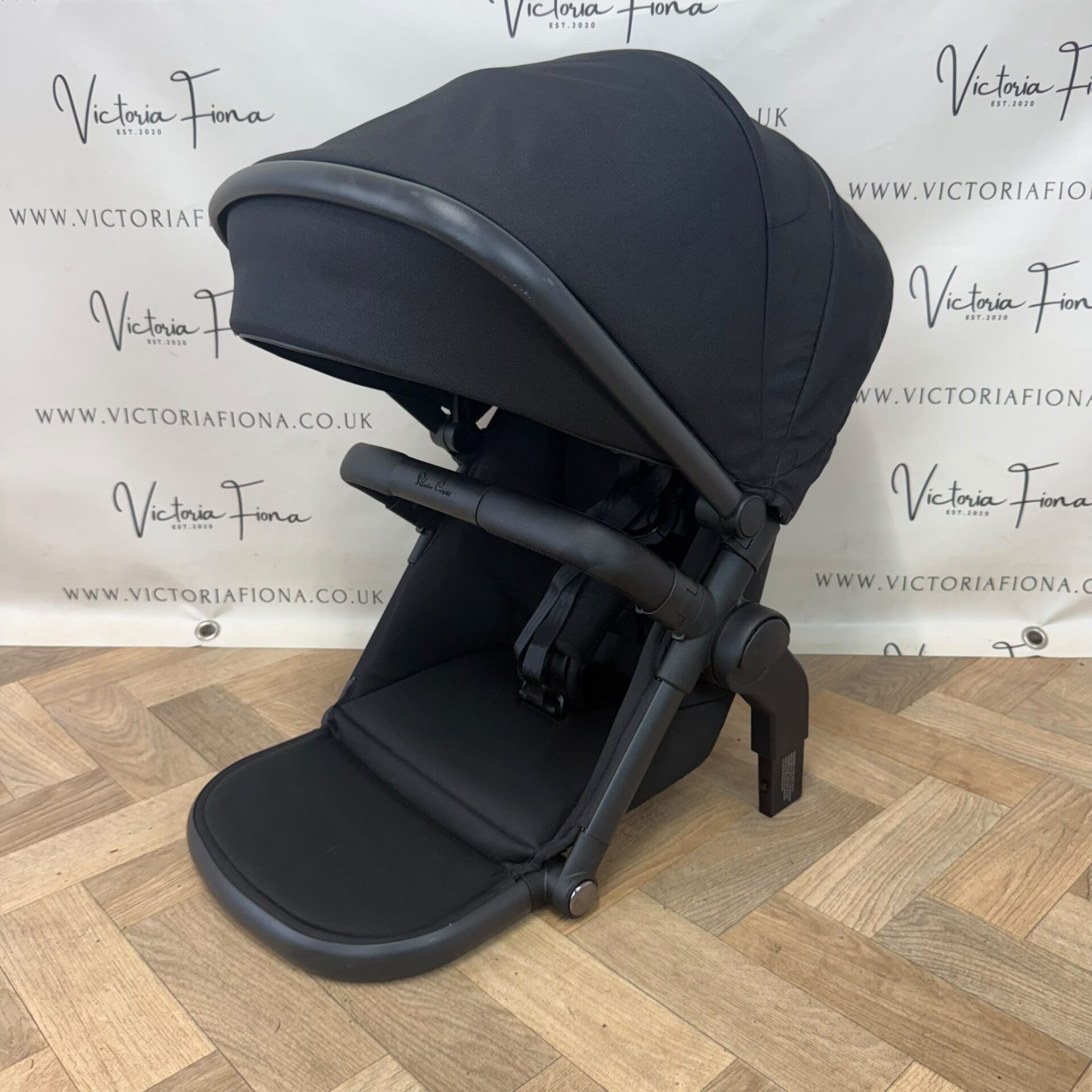 PRELOVED Silver Cross Wave Tandem Seat - Onyx - Image 3