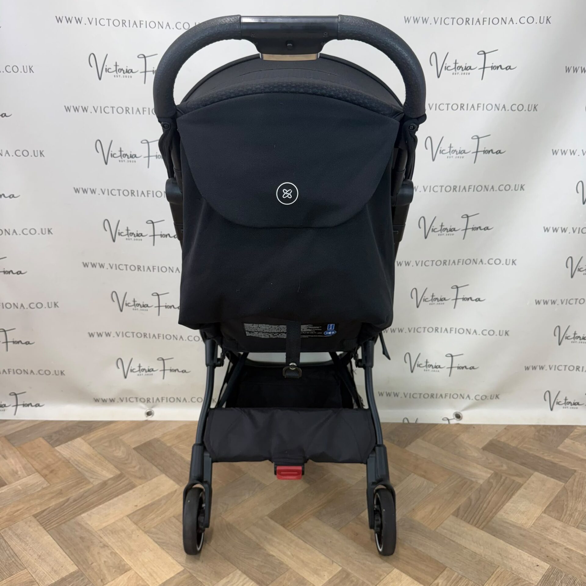 PRELOVED Silver Cross Clic 2 Compact Stroller - Space Black RRP£295 - Image 3