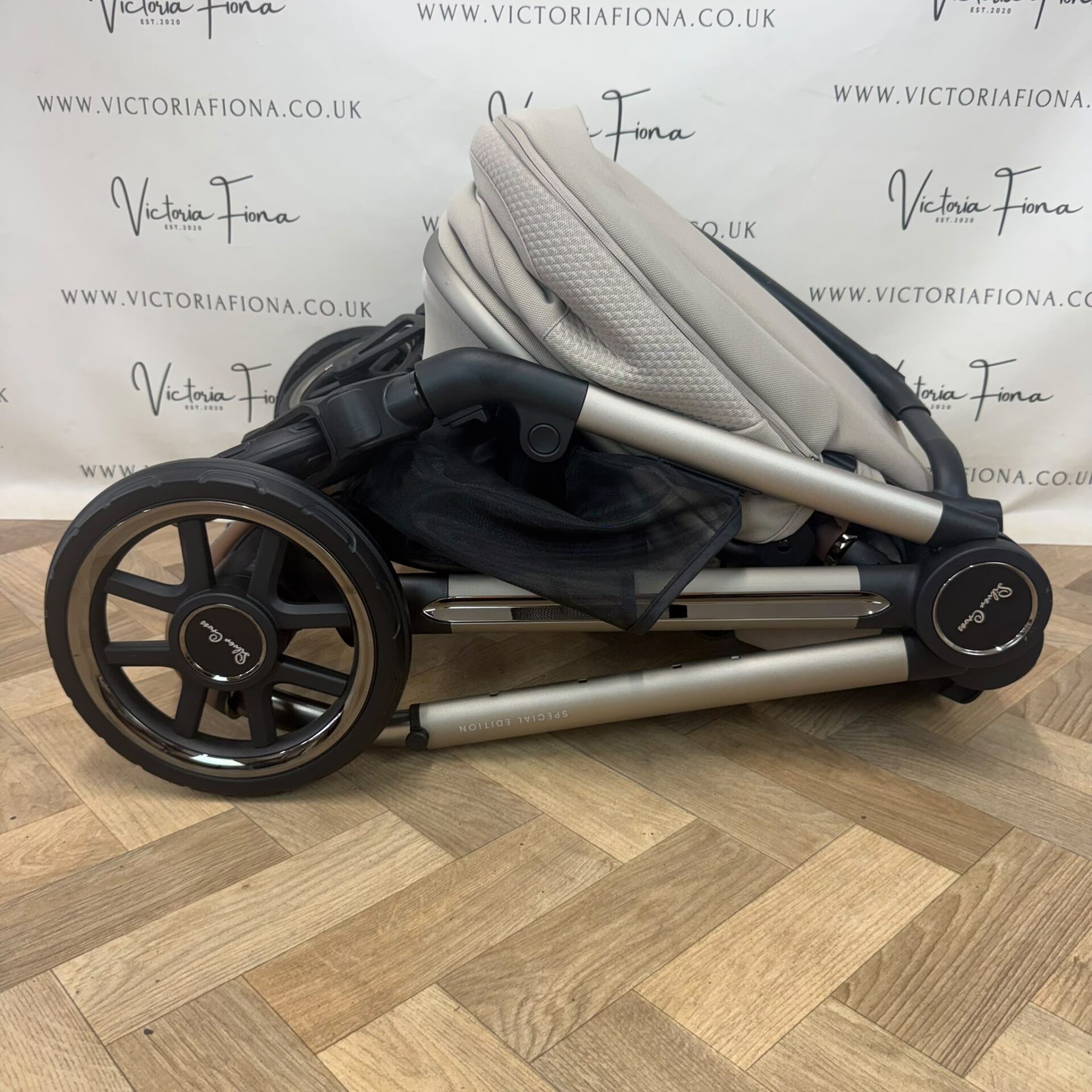 EX DISPLAY Silver Cross Reef 2 Carrycot & Pushchair - Frappe - Image 10