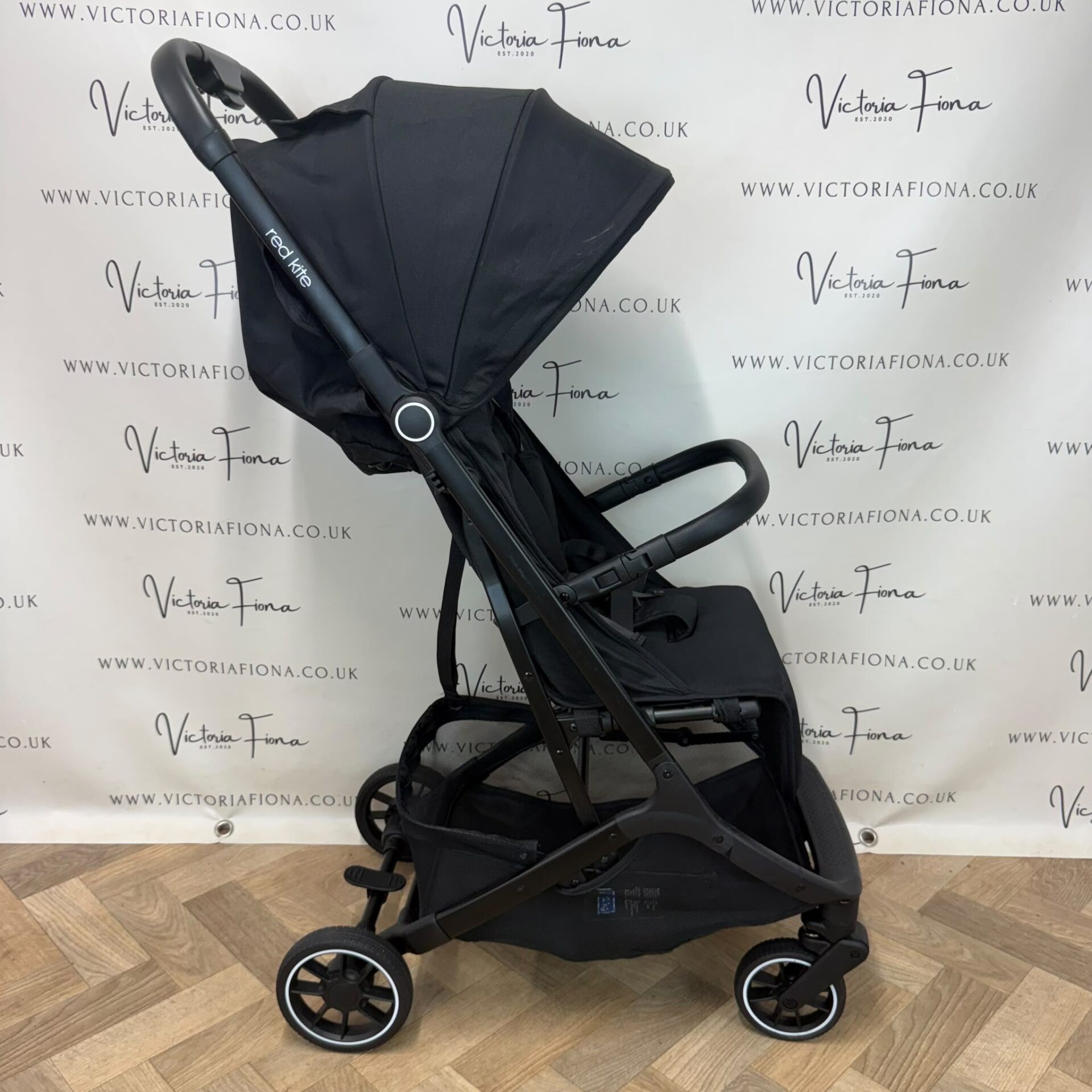 EX DISPLAY Red kite Push Me Explor Compact CABIN APPROVED Stroller - Black - Image 2