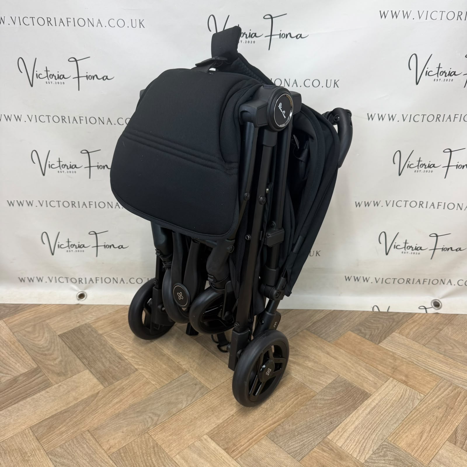 PRELOVED Silver Cross Jet 5 Compact CABIN APPROVED Stroller - BLACK - Image 5