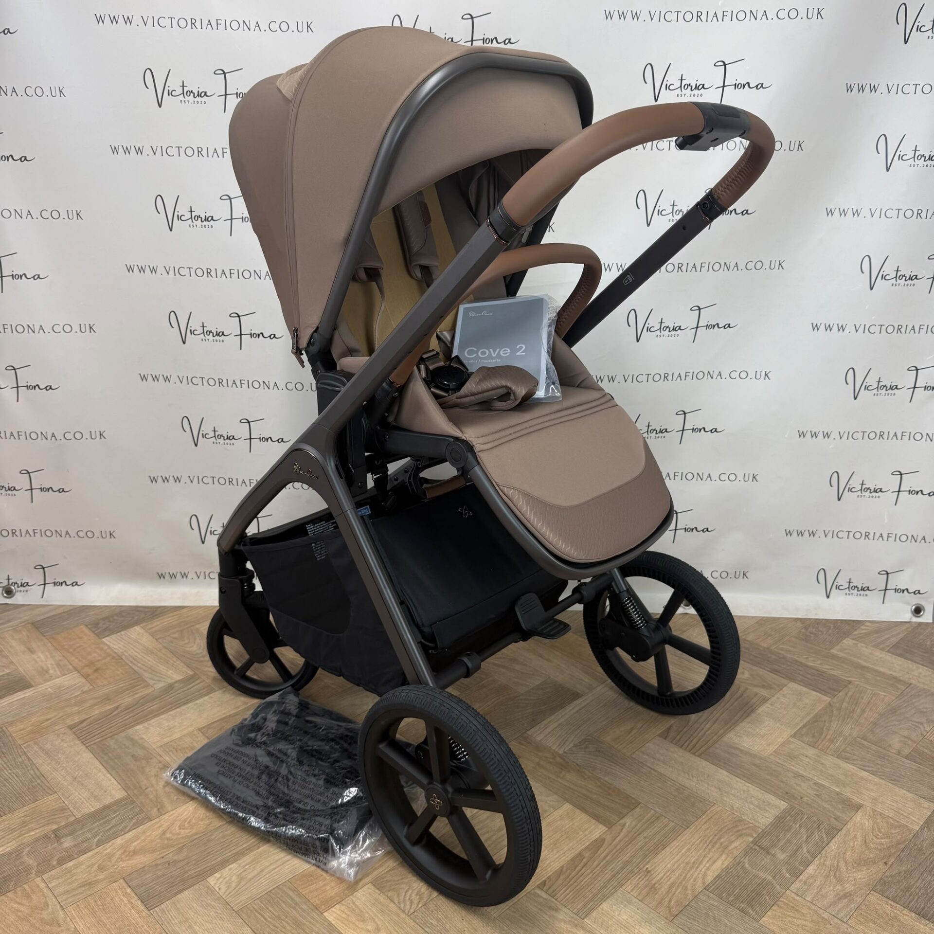 EX DISPLAY Silver Cross Cove 2 Stroller Pushchair - Maple