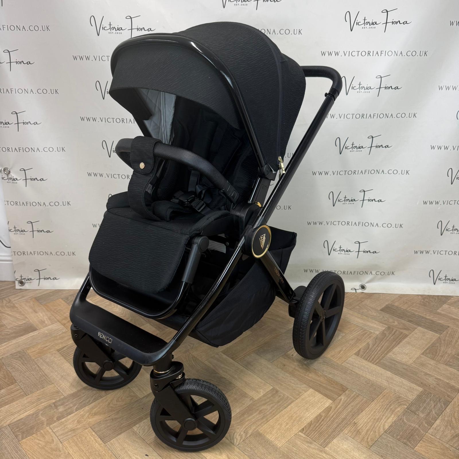PRELOVED Venicci Tinum Upline Carrycot & Pushchair with Maxi Cosi Pebble 360 & Isofix - All Black - Image 9