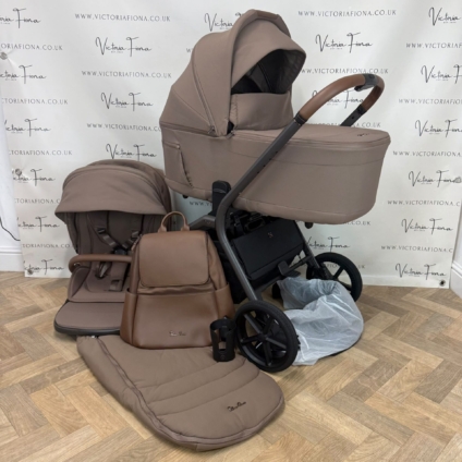 EX DISPLAY Silver Cross Breez Carrycot & Pushchair - Maple 🍁