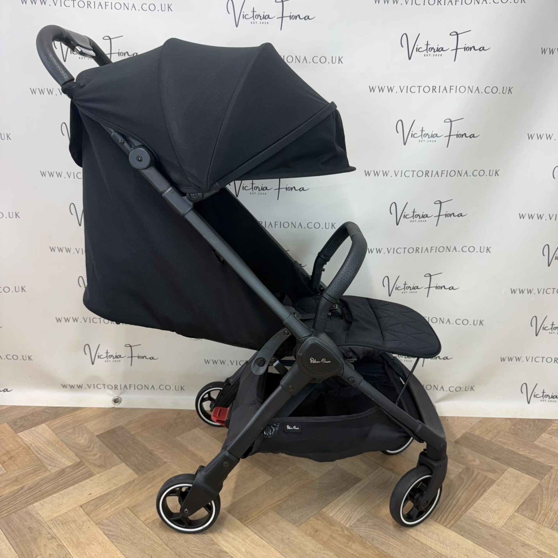PRELOVED Silver Cross Clic 2 Compact Stroller - Space Black RRP£295 - Image 2