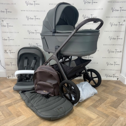 PRELOVED Silver Cross Cove Carrycot & Pushchair - Pewter Green 💚