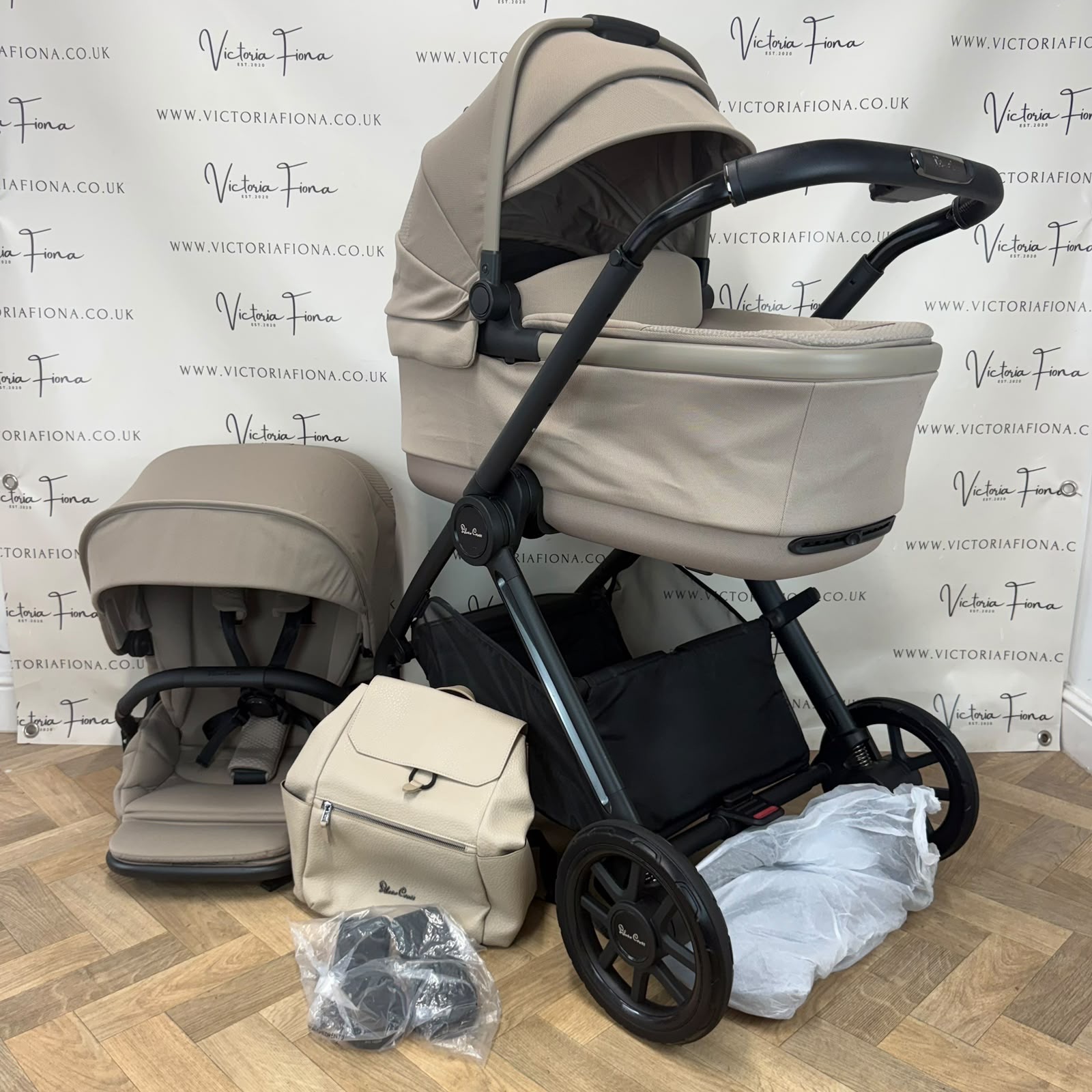 PRELOVED Silver Cross Reef 2 Carrycot & Pushchair - Mocha π€