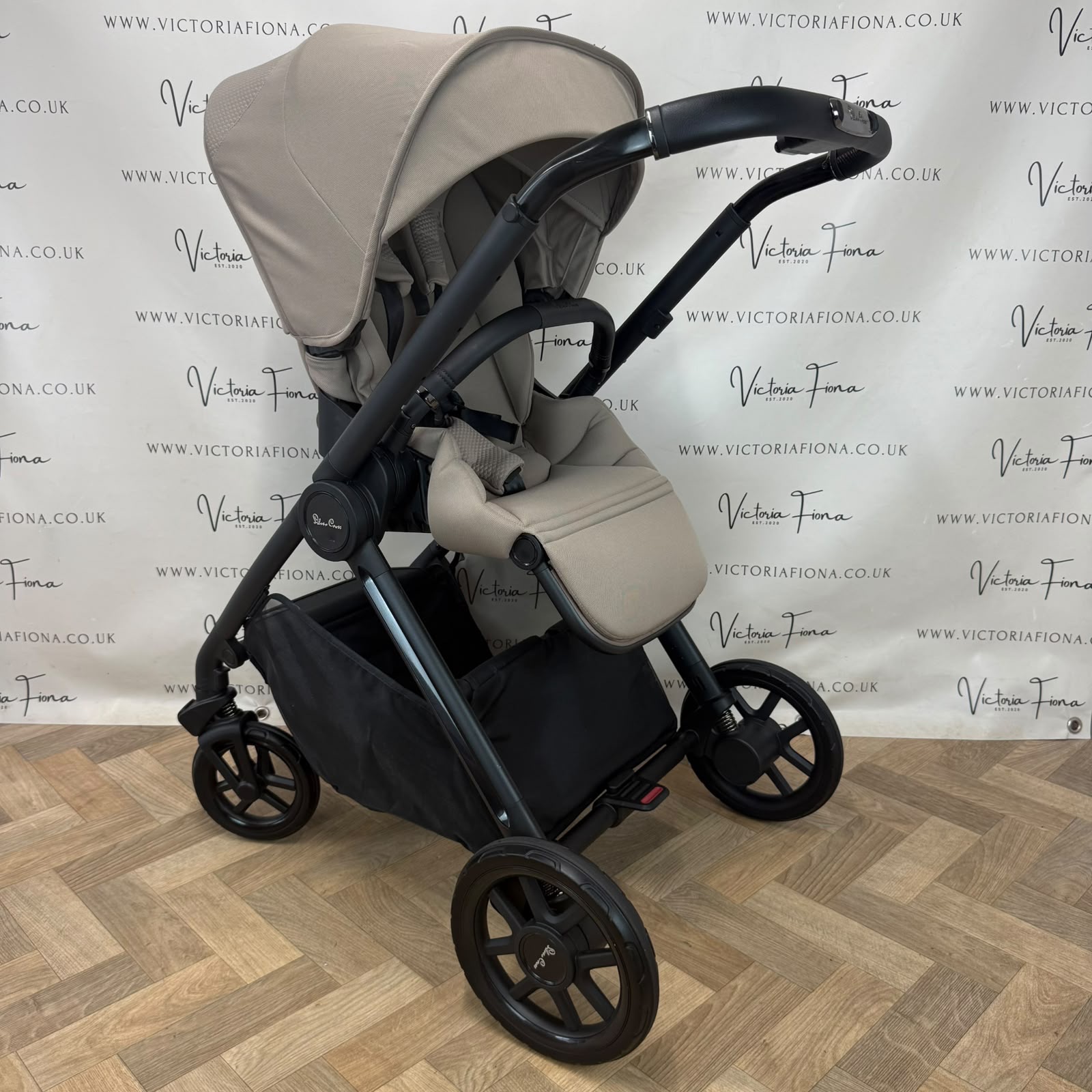 PRELOVED Silver Cross Reef 2 Carrycot & Pushchair - Mocha π€ - Image 6