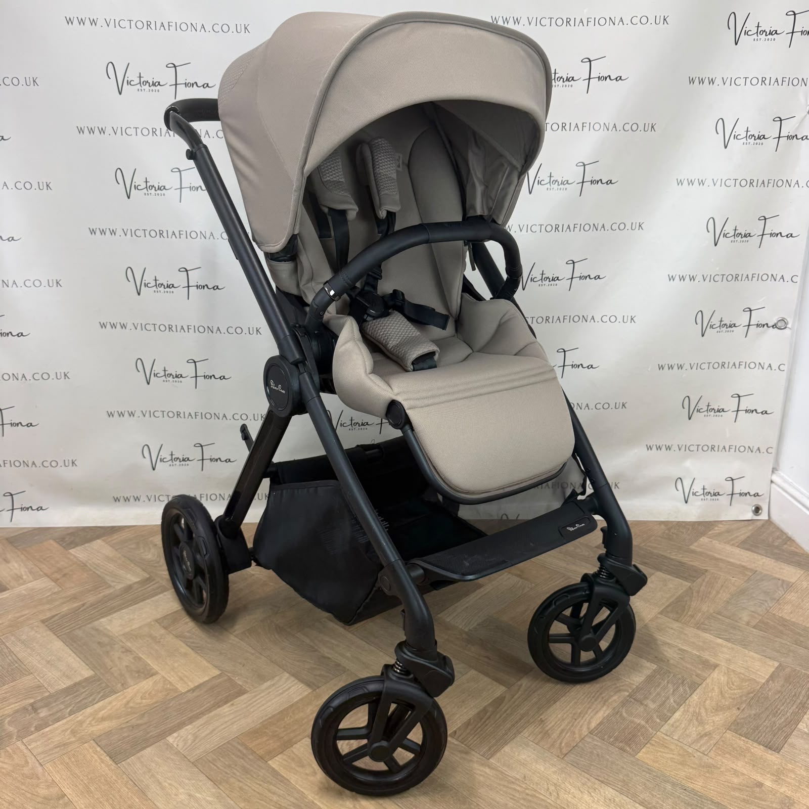 PRELOVED Silver Cross Reef 2 Carrycot & Pushchair - Mocha π€ - Image 9