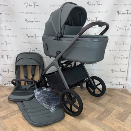 EX DISPLAY Silver Cross Cove 2 Carrycot & Pushchair - Pewter Green