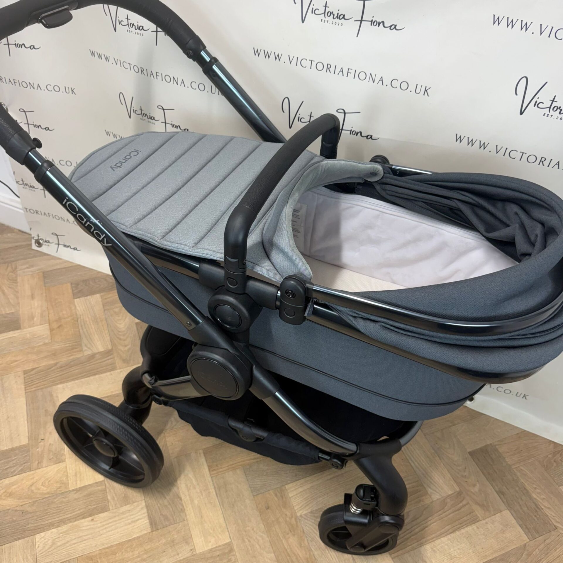 PRELOVED iCandy Peach 7 Pushchair with Maxi Cosi Pebble 360 and Isofix - TRUFFLE GREY - Image 4