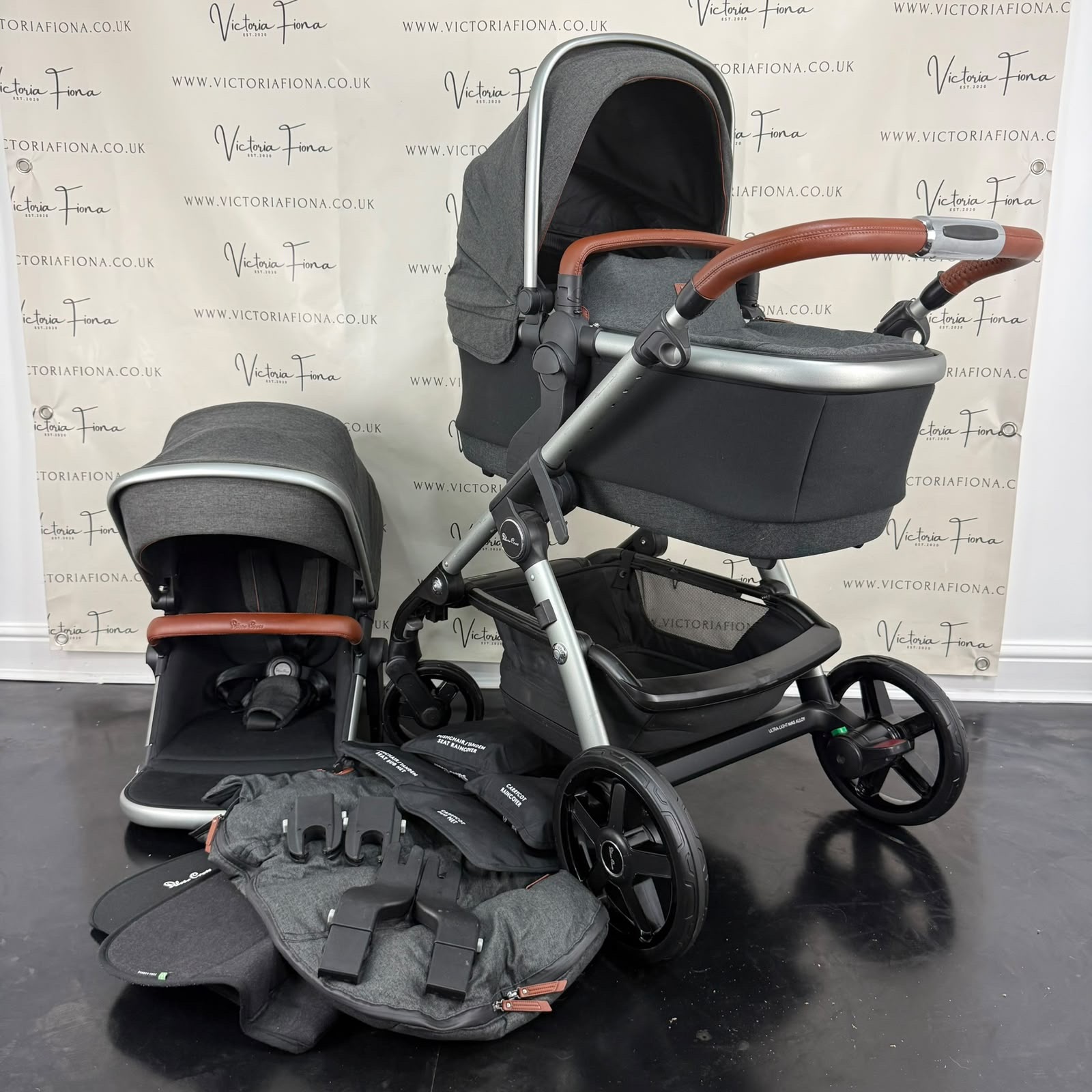 PRELOVED Silver Cross Wave Pushchair & Carrycot - Charcoal 🩶