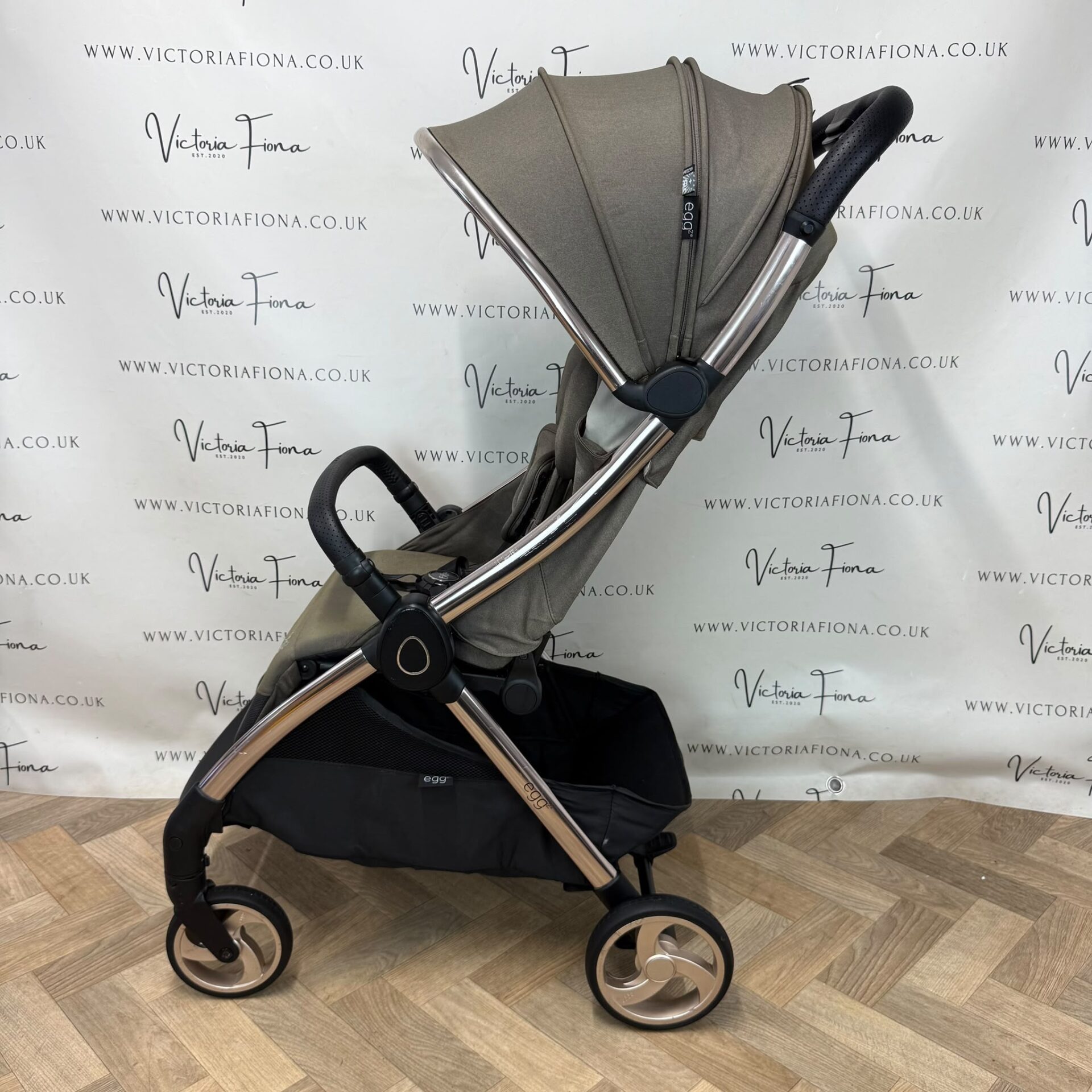 PRELOVED egg® Z Stroller - Mink RRP£399 - Image 4