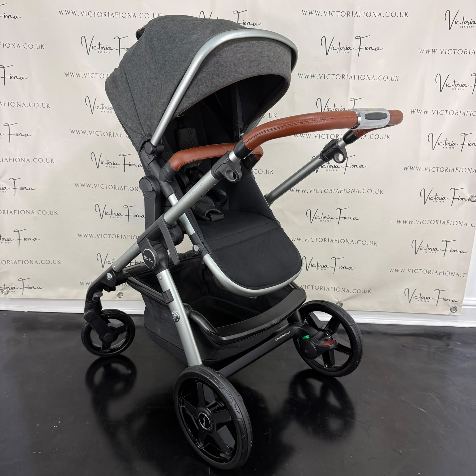 PRELOVED Silver Cross Wave Pushchair & Carrycot - Charcoal 🩶 - Image 6