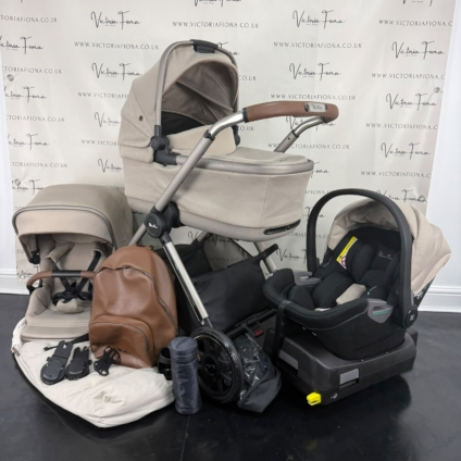 PRELOVED Silver Cross Reef 2 Carrycot & Pushchair with Dream Car Seat & Isofix - Frappe