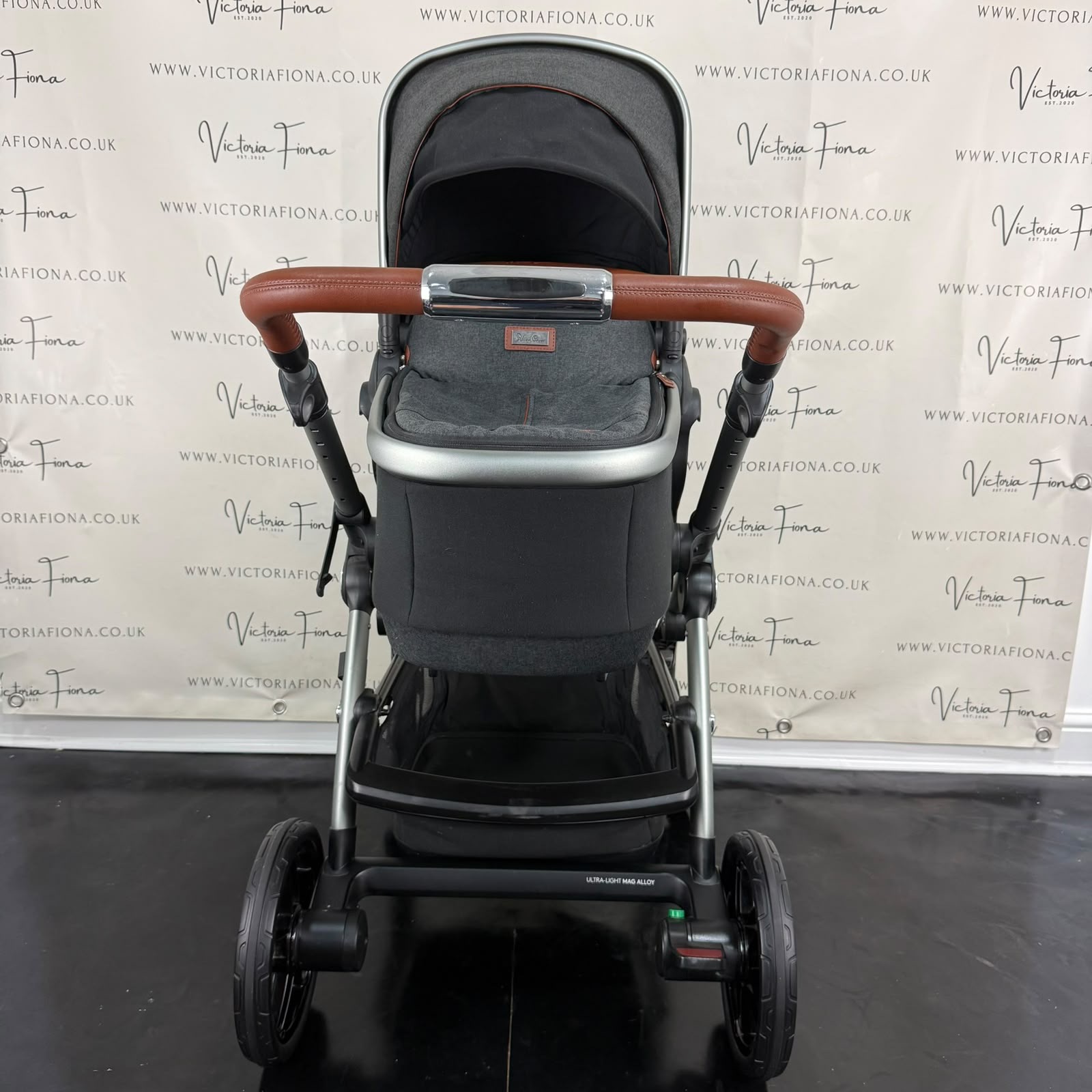 PRELOVED Silver Cross Wave Pushchair & Carrycot - Charcoal 🩶 - Image 3