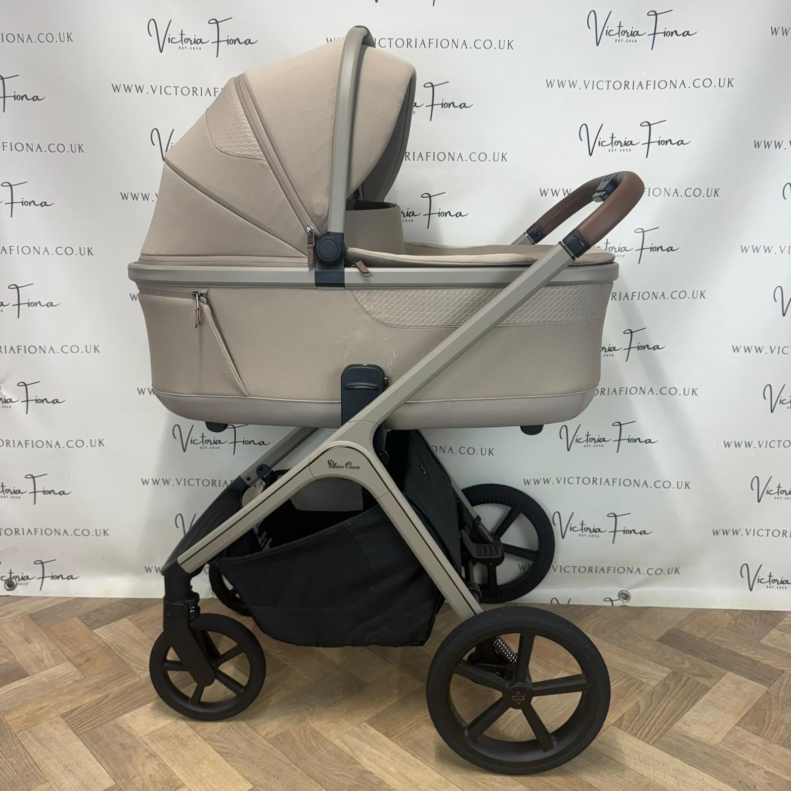 PRELOVED Silver Cross Cove Carrycot & Pushchair - Champagne - Image 5