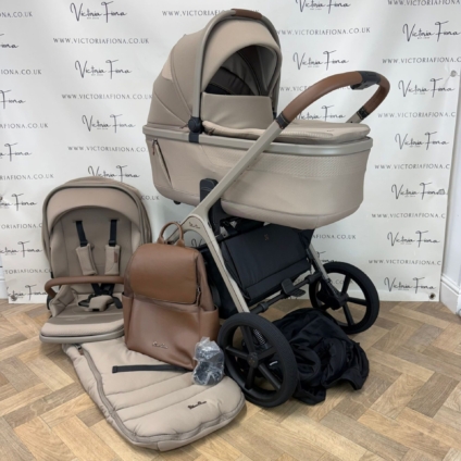 PRELOVED Silver Cross Cove Carrycot & Pushchair - Champagne 🤎