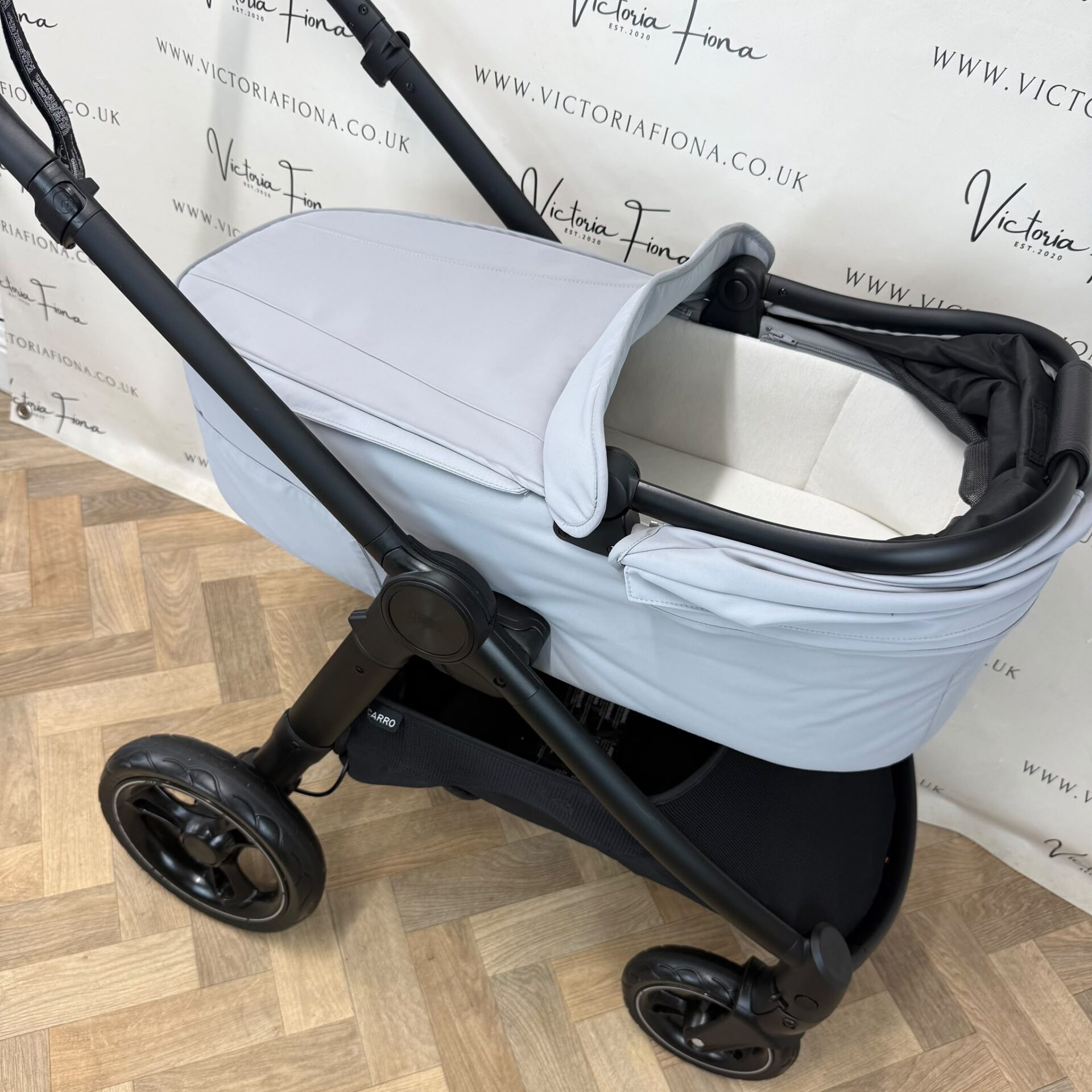 PRELOVED Mamas & Papas Ocarro Carrycot & Pushchair - Flint Grey - Image 5