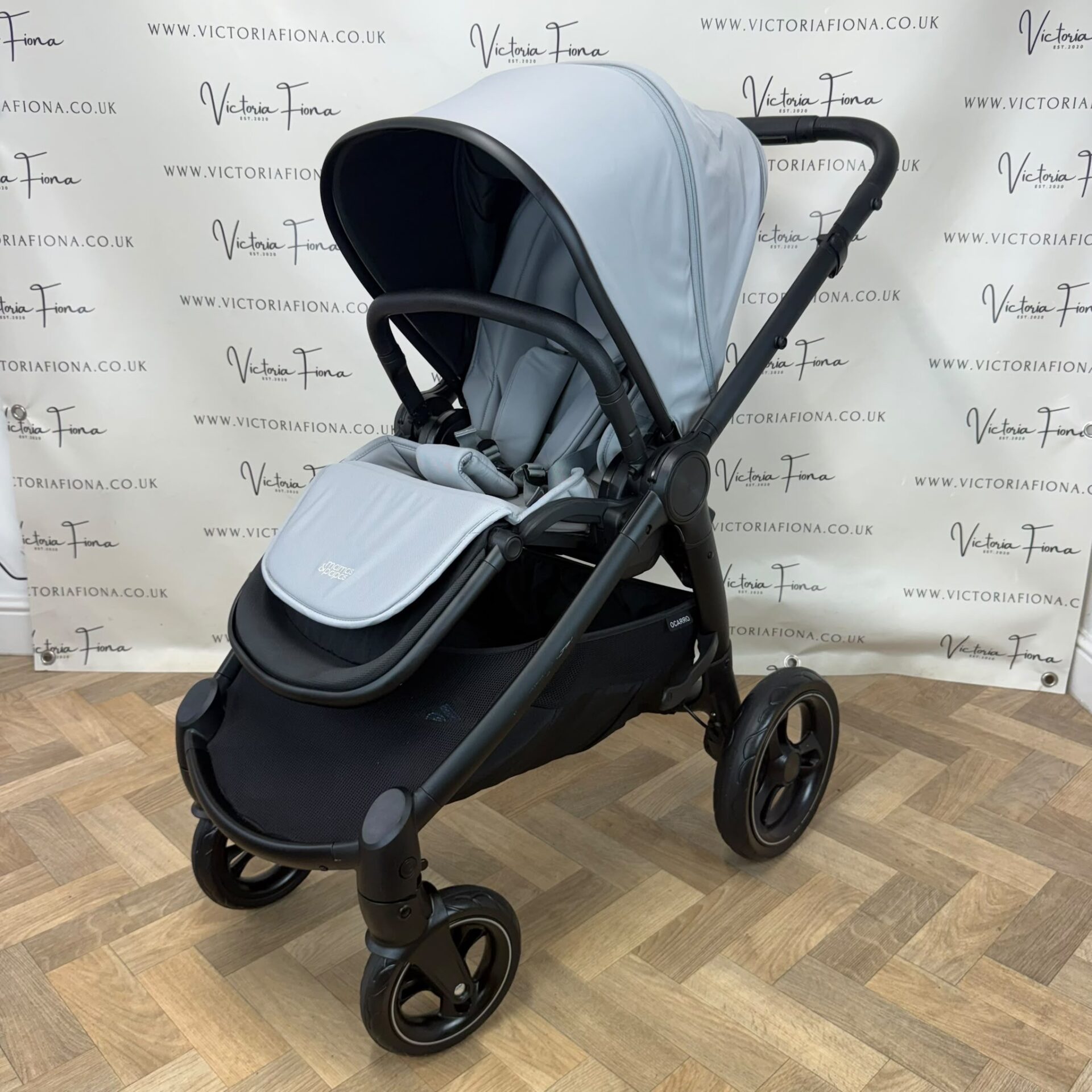 PRELOVED Mamas & Papas Ocarro Carrycot & Pushchair - Flint Grey - Image 9