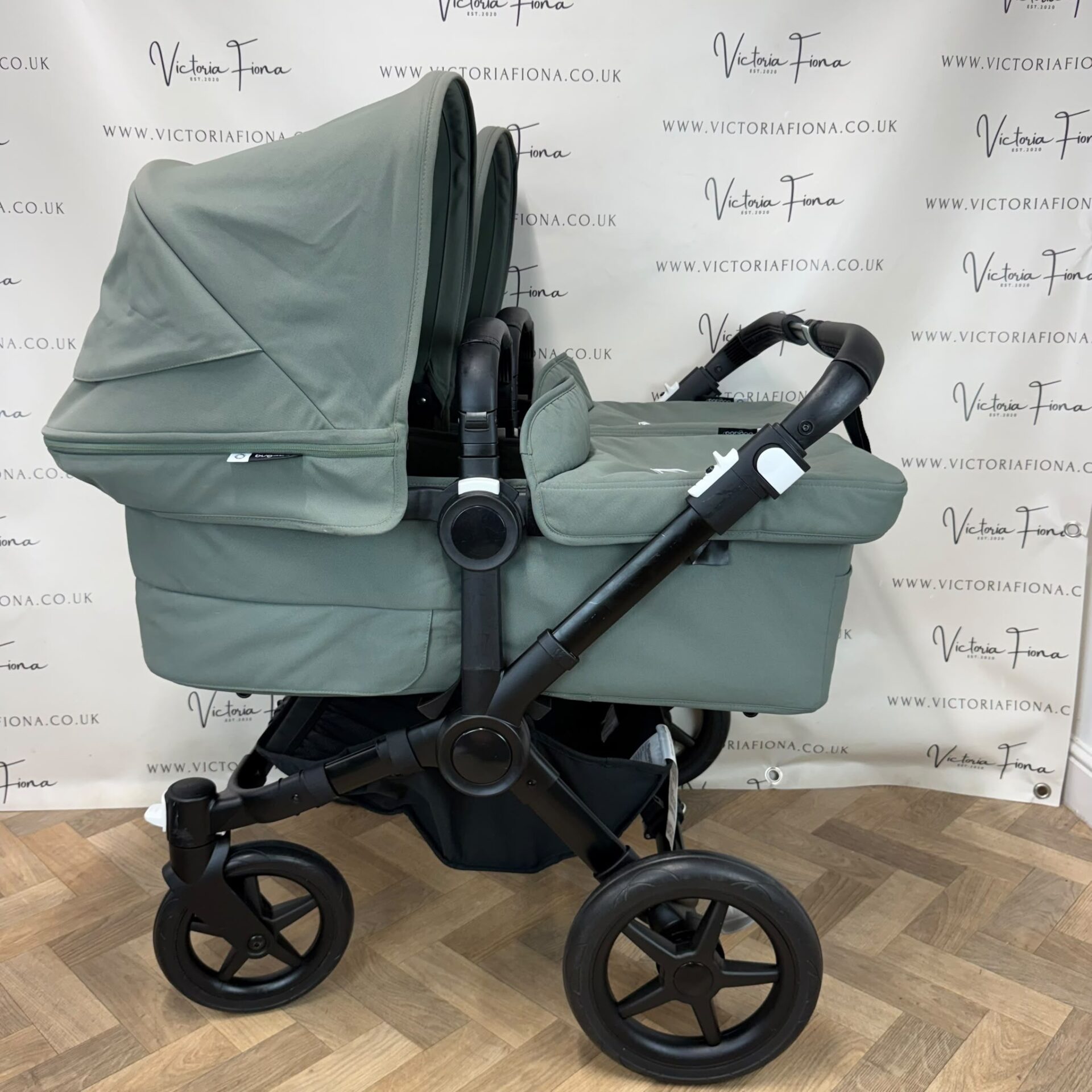PRELOVED Bugaboo Donkey 5 TWIN Double Pushchair - Forest Green with Black Chassis - Image 5