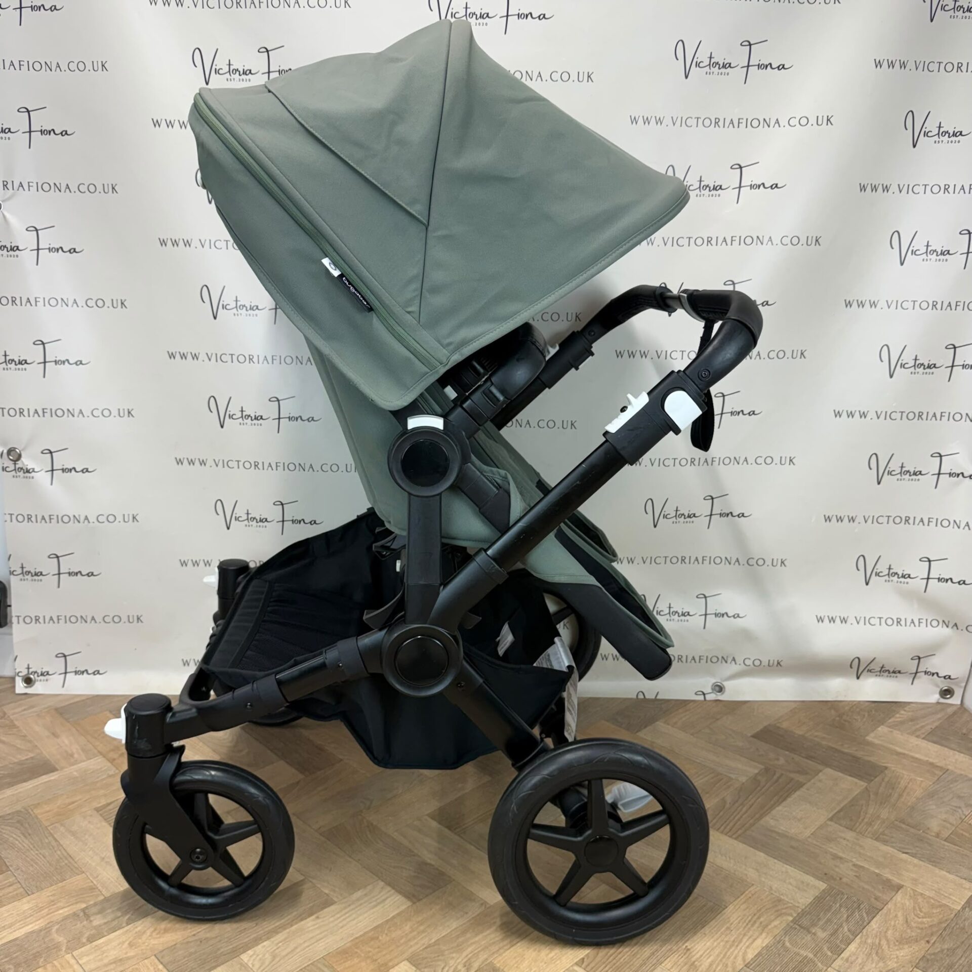 PRELOVED Bugaboo Donkey 5 TWIN Double Pushchair - Forest Green with Black Chassis - Image 7