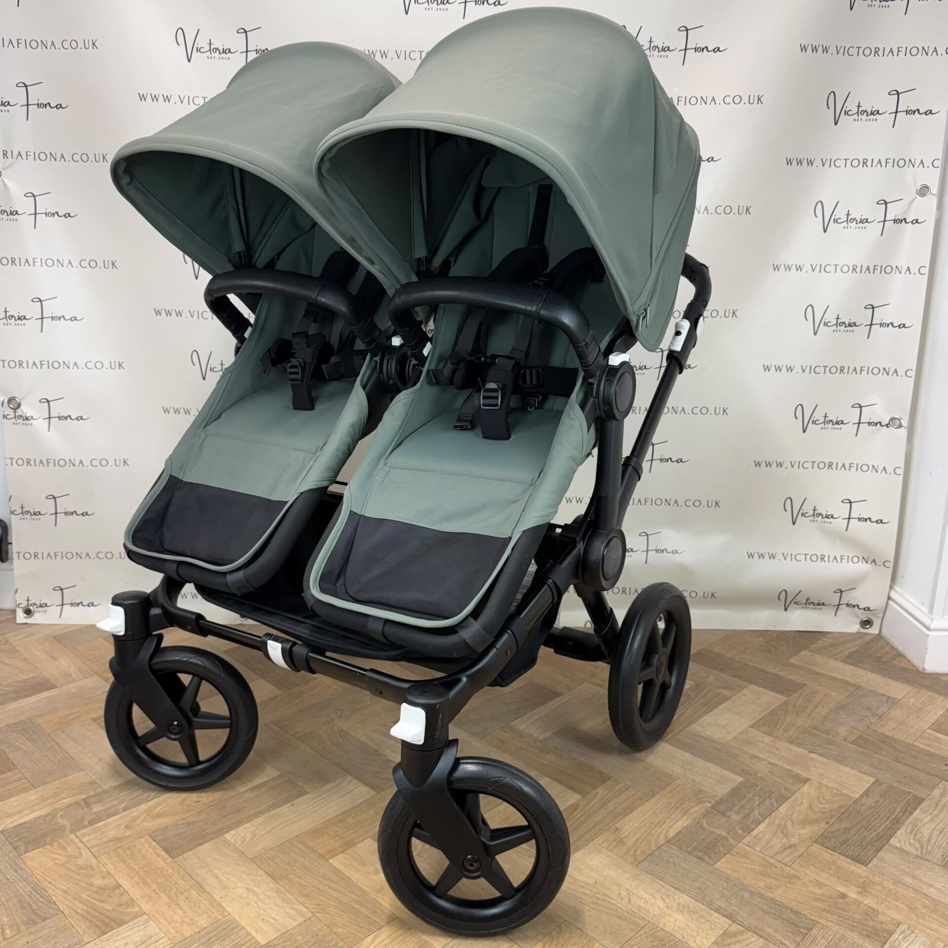 PRELOVED Bugaboo Donkey 5 TWIN Double Pushchair - Forest Green with Black Chassis - Image 9