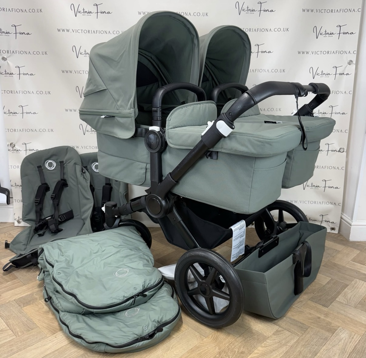 PRELOVED Bugaboo Donkey 5 TWIN Double Pushchair - Forest Green with Black Chassis