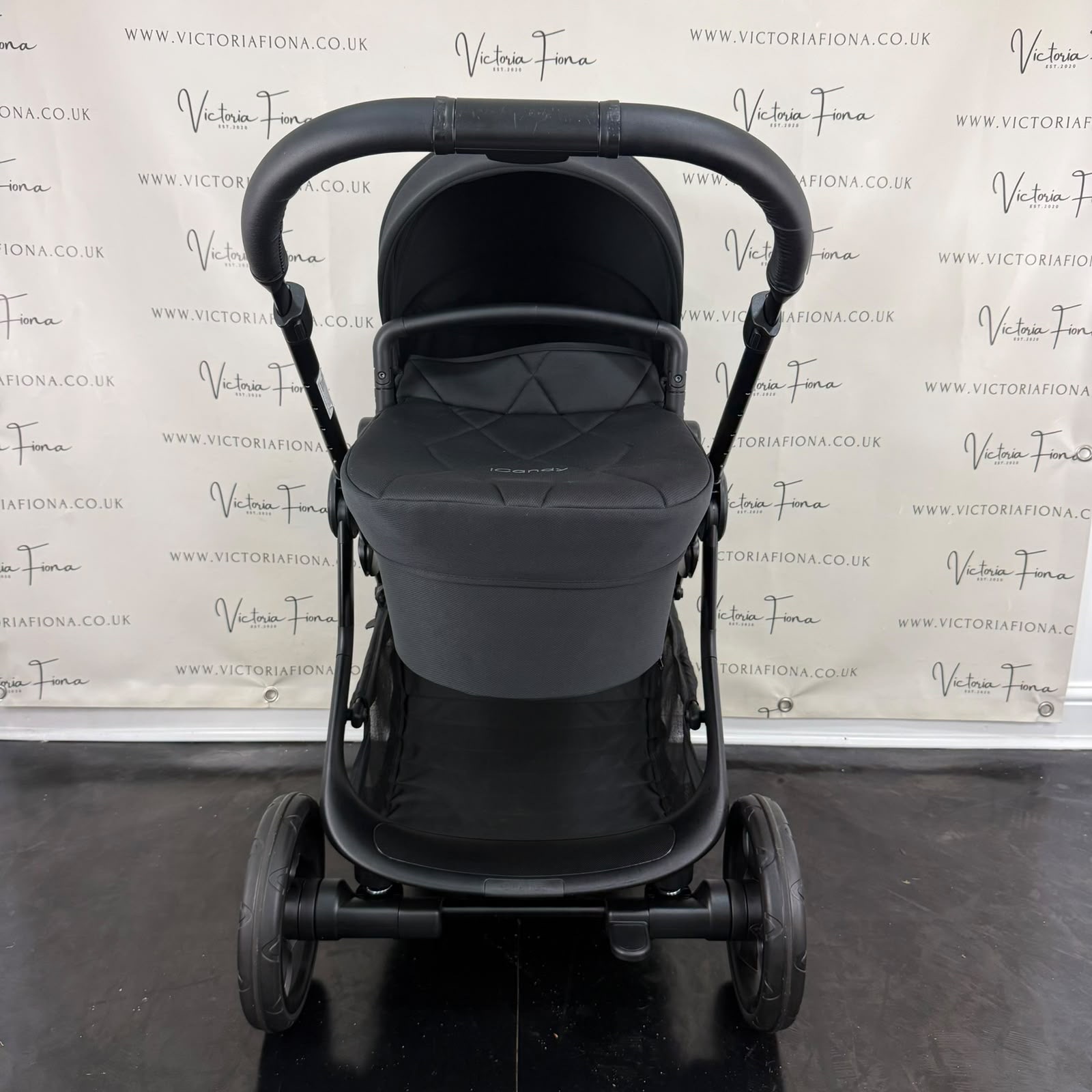 PRELOVED iCandy Orange 3 Carrycot & Pushchair - All Black - Image 3