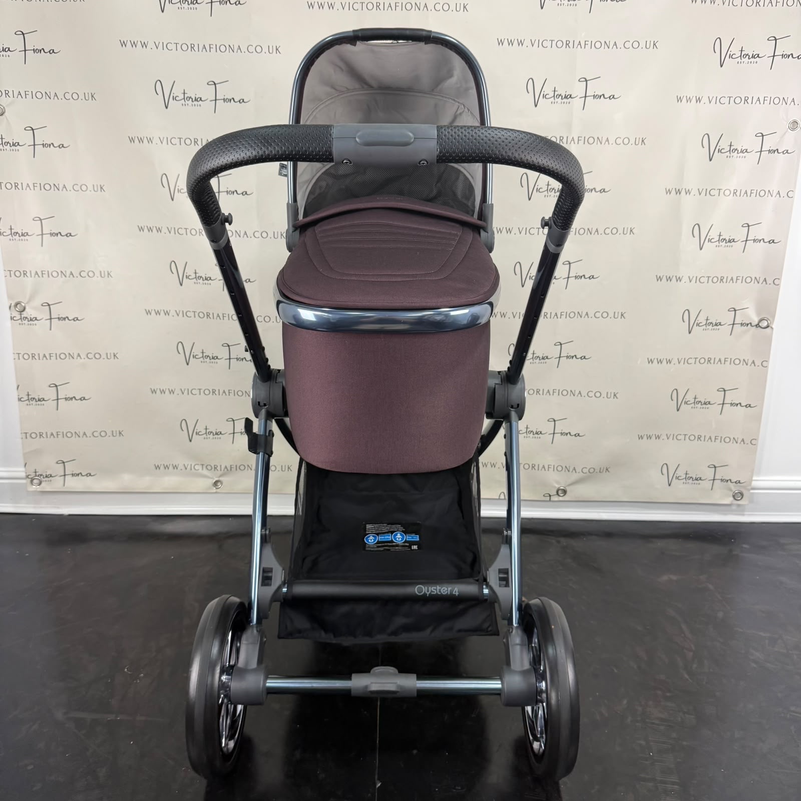 PRELOVED Babystyle Oyster 4 Pushchair & Carrycot with Car Seat & Isofix - Mulberry - Image 3