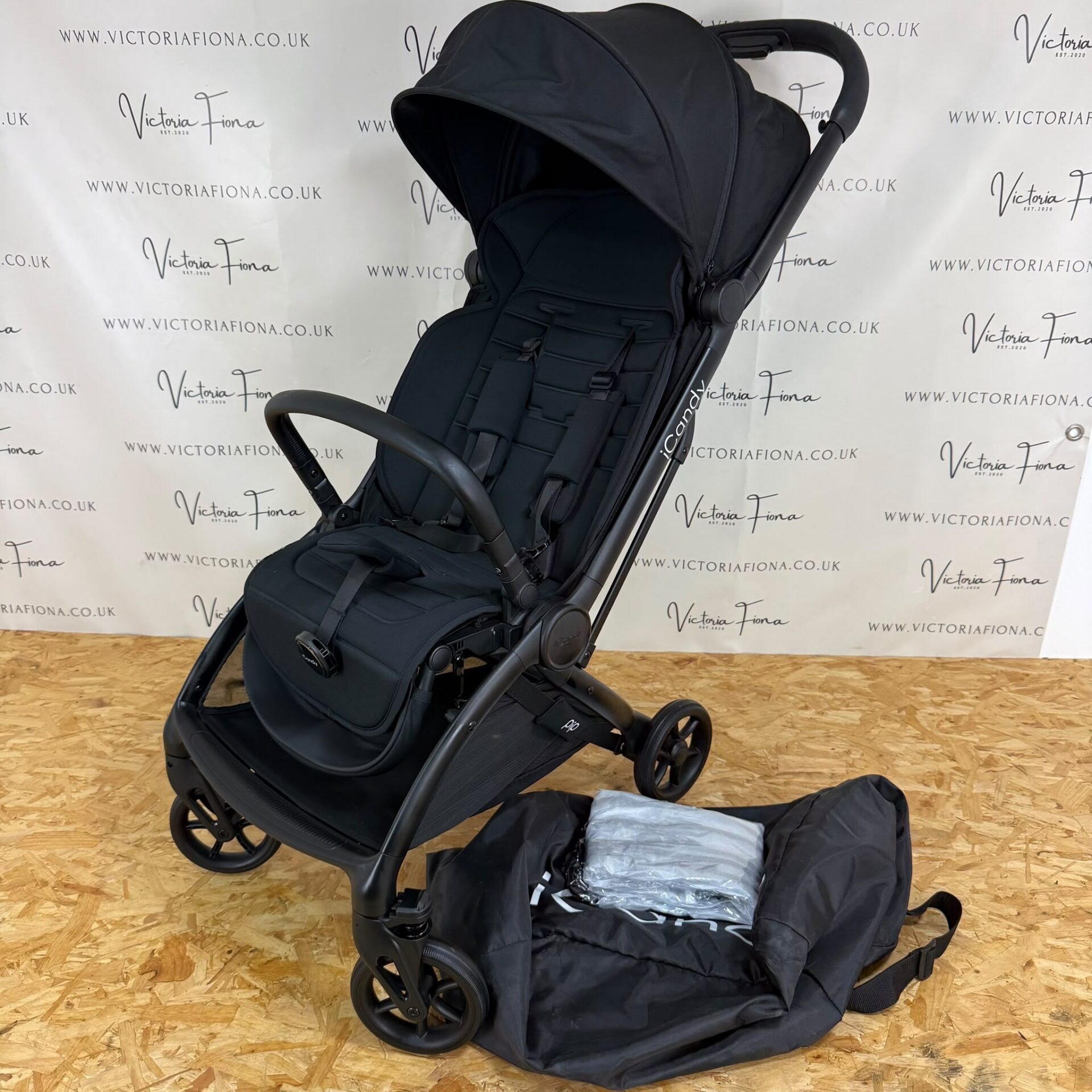 EX DISPLAY iCandy Pip Compact Stroller - Black