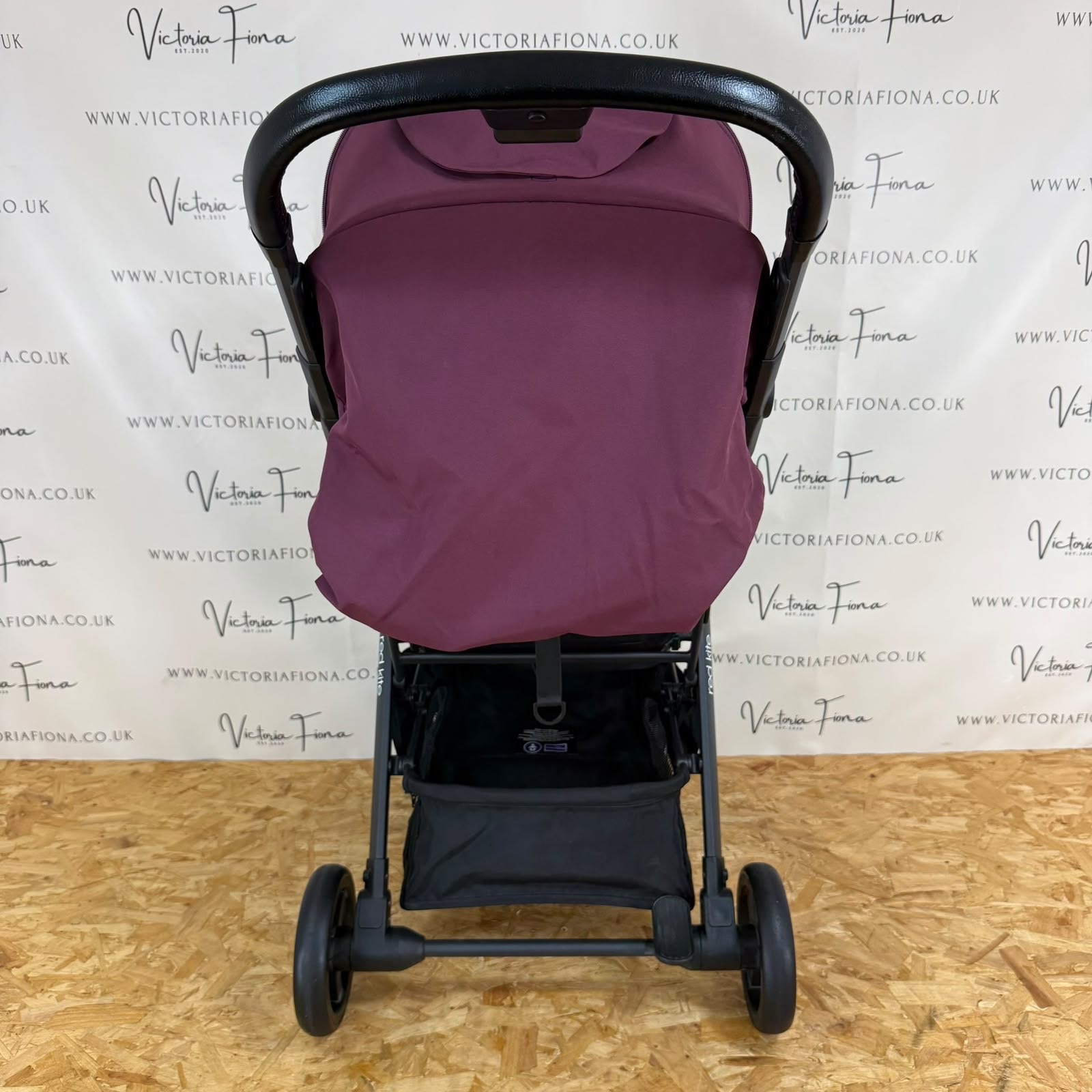 PRELOVED Red Kite Push Me Astro Stroller - Mulberry - Image 4