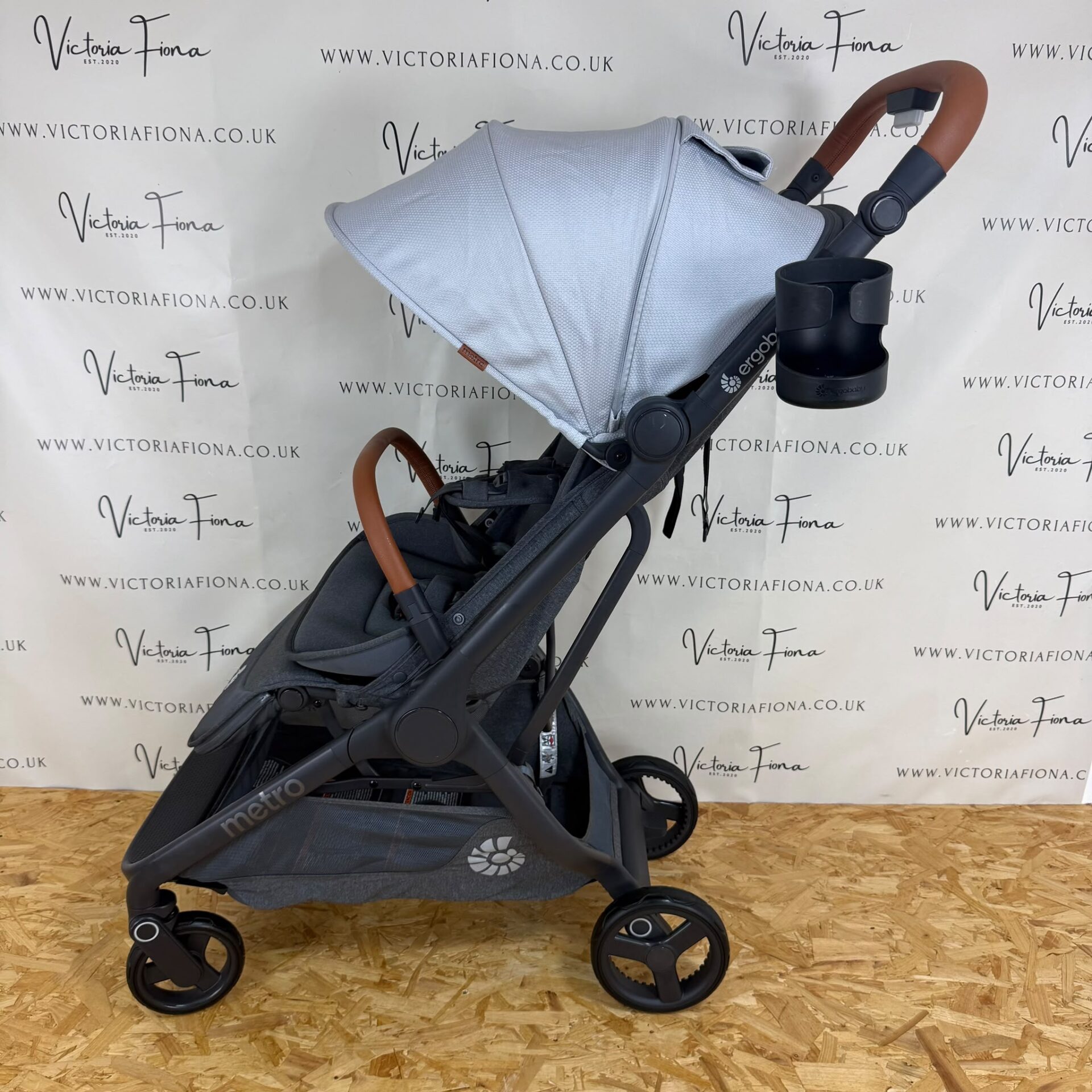 PRELOVED Ergobaby Metro 3 Deluxe Compact City Stroller - Pearl Grey - Image 3