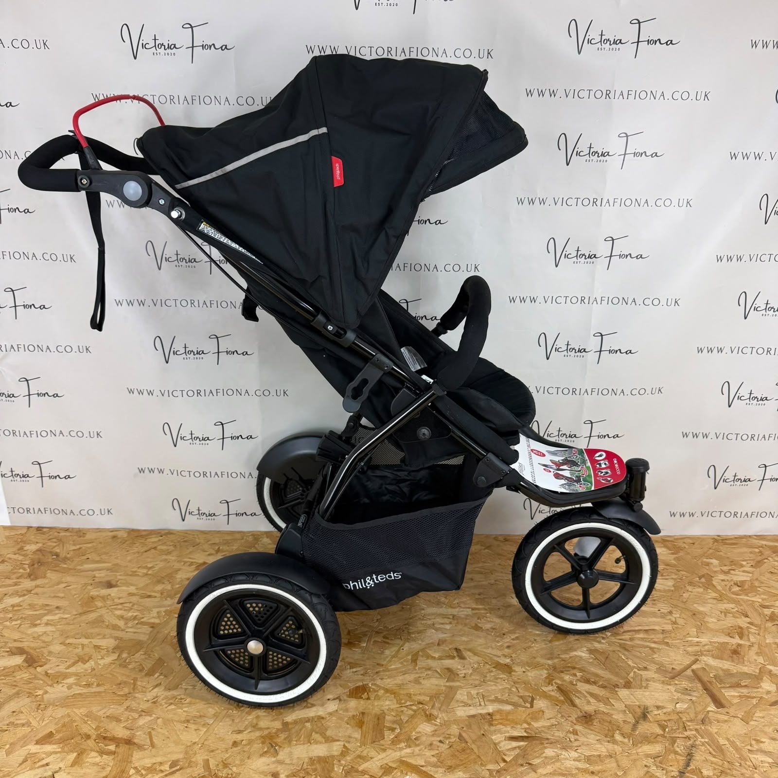 NEW Phil & Teds Navigator 3 Wheel All Terrain Stroller Pushchair - Black - Image 6