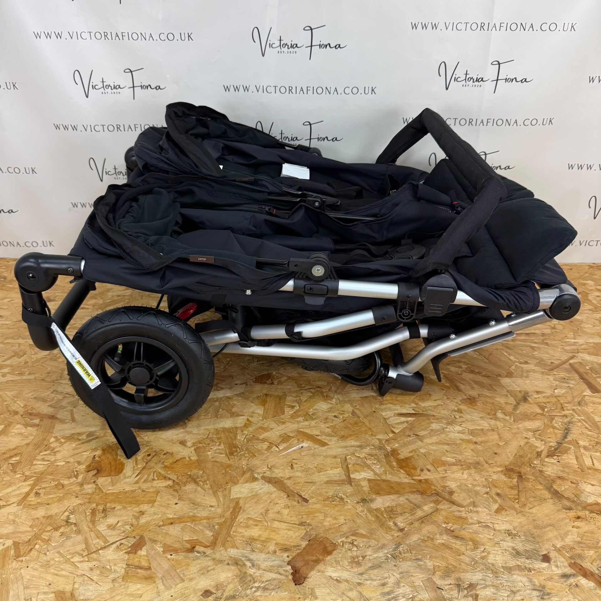 NEW Mountain Buggy Duet V3.2 Double Twin Stroller Pushchair with Carrycot - Black - Image 8