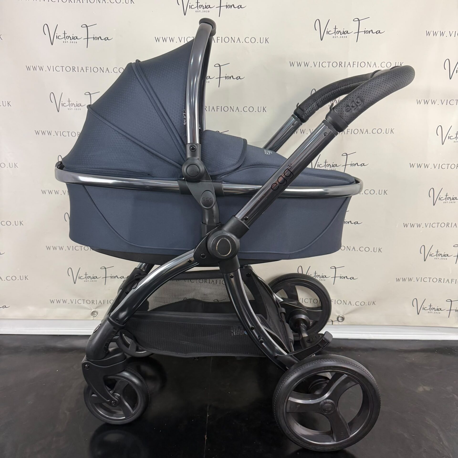 PRELOVED Egg 3 Pushchair & Carrycot - Celestial Blue - Image 2