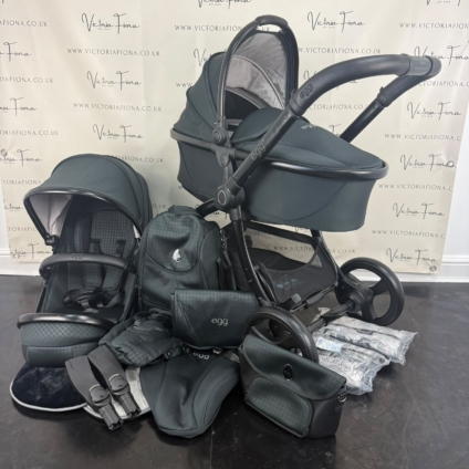 PRELOVED Egg 3 Pushchair, Carrycot - Houndstooth Black