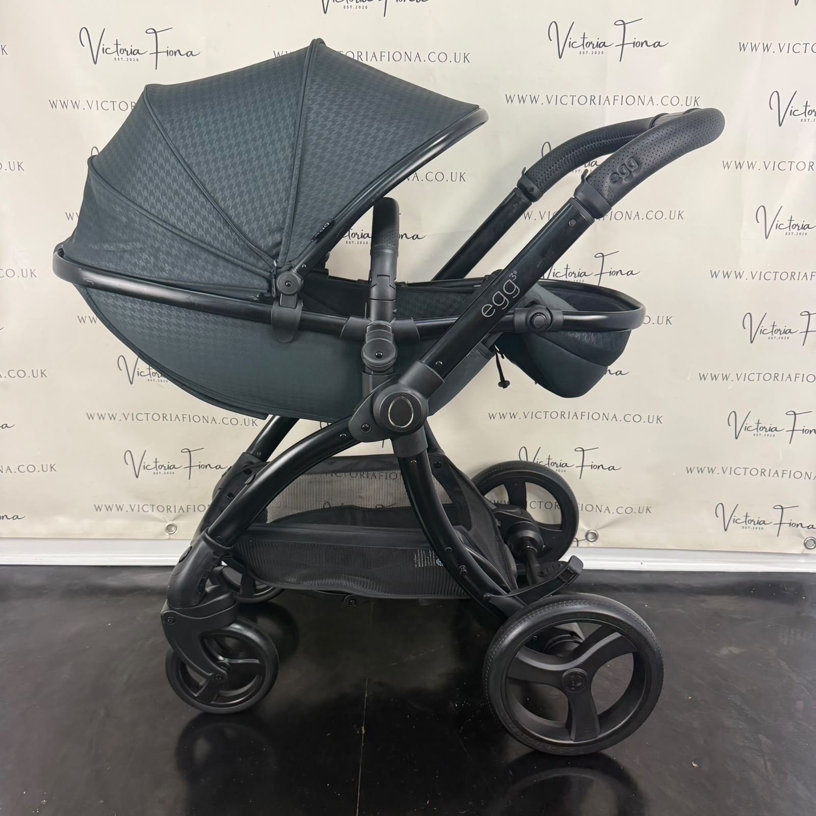 PRELOVED Egg 3 Pushchair, Carrycot - Houndstooth Black - Image 8