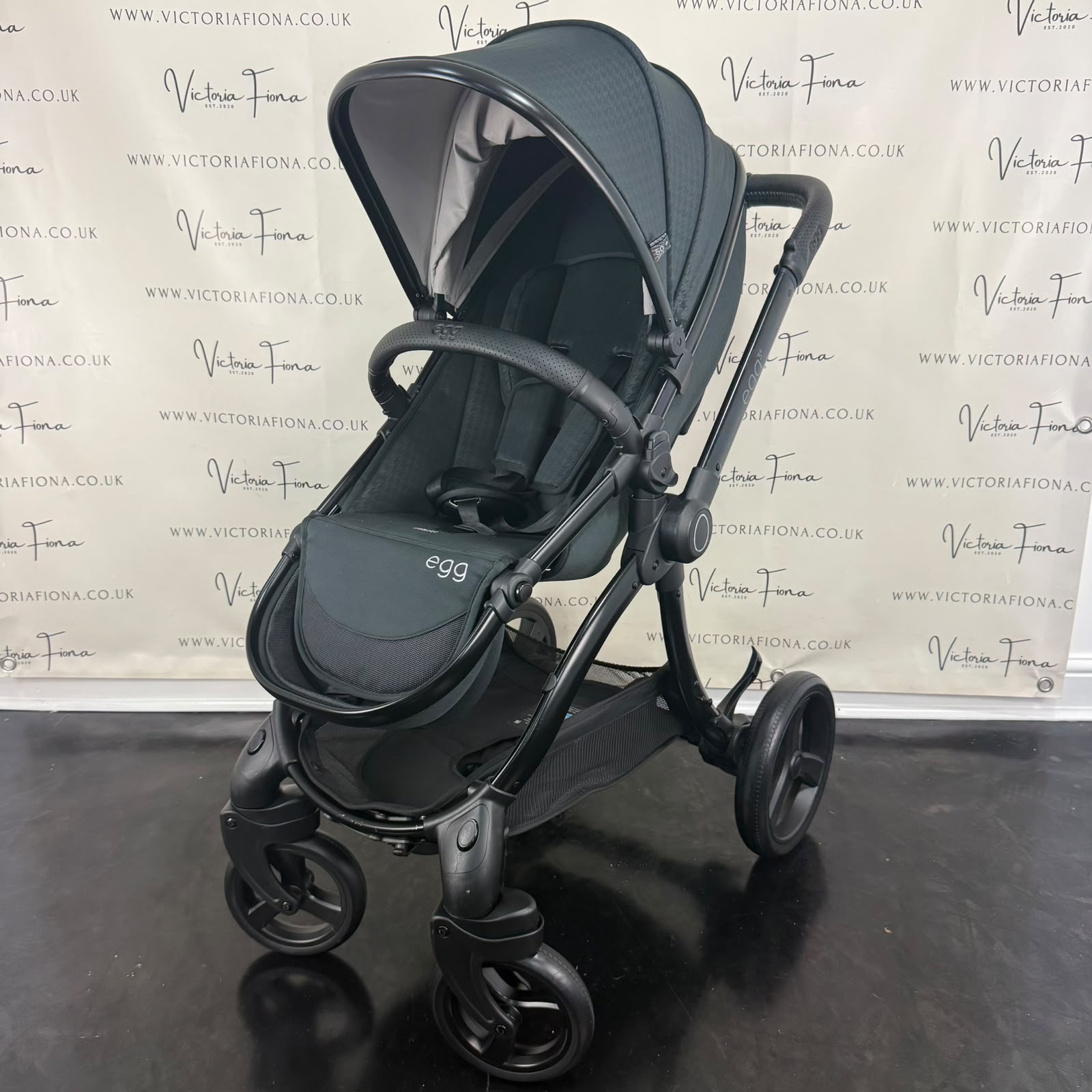 PRELOVED Egg 3 Pushchair, Carrycot - Houndstooth Black - Image 9