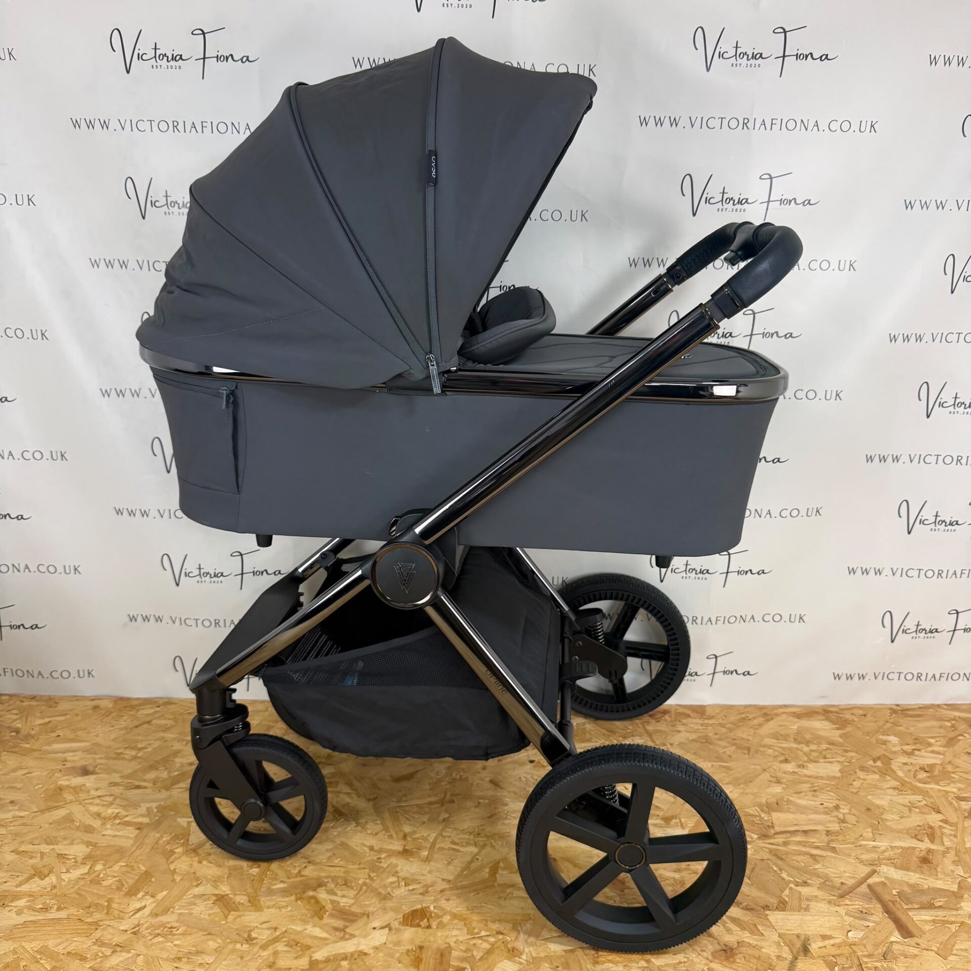 PRELOVED Venicci Tinum Upline SE Carrycot & Pushchair - Lava - Image 2